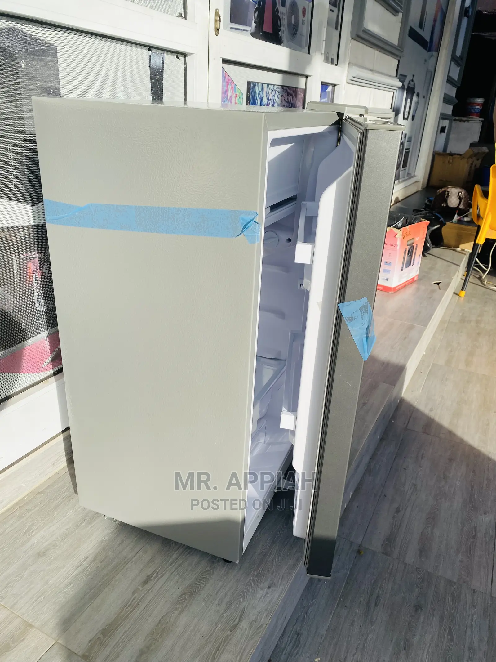 Low Energy Consumption Single Door Pearl Fridge(PF-109)Gray.