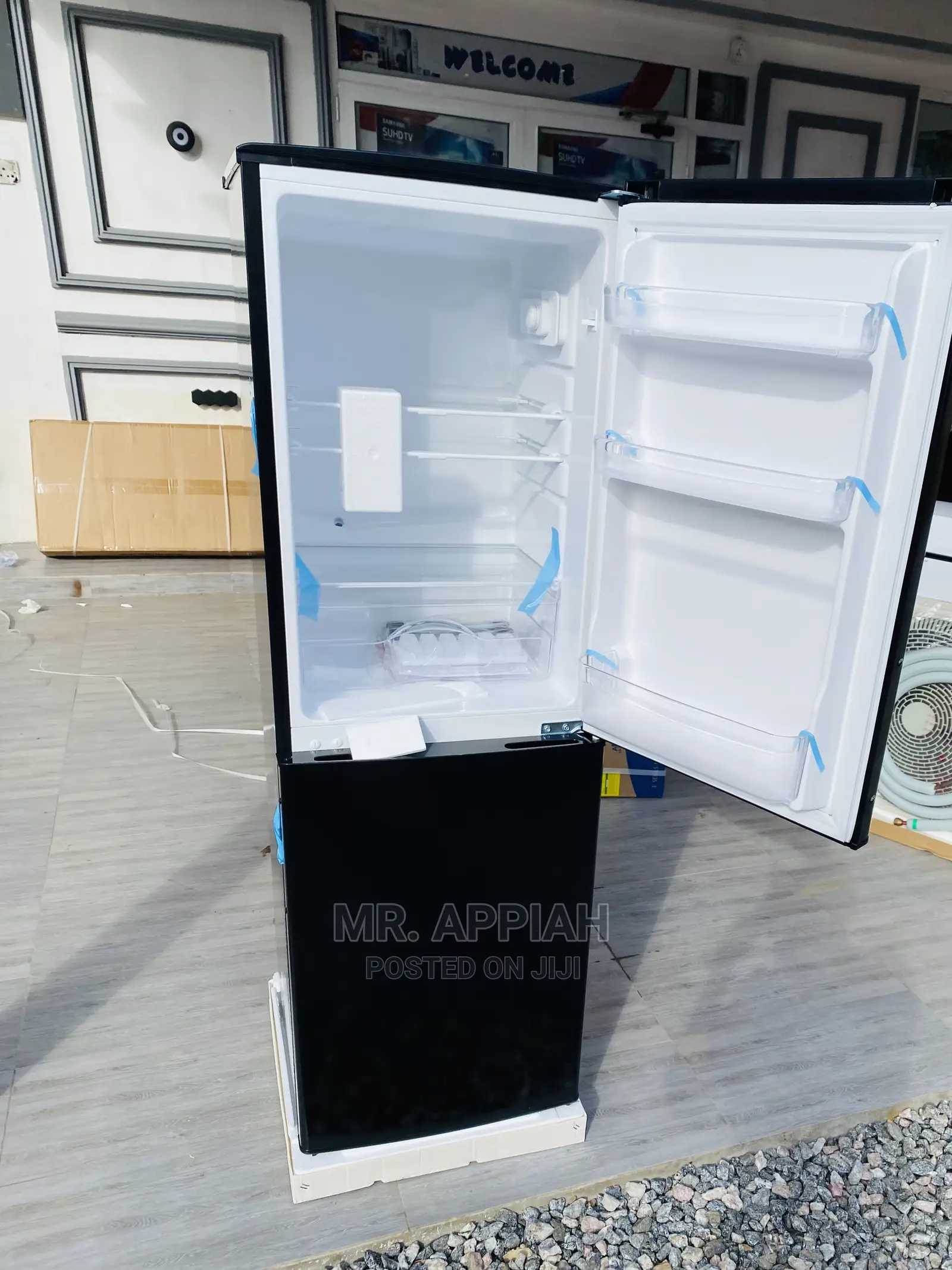 High Quality Rainbow 140L Refrigerator in Stock(200B).