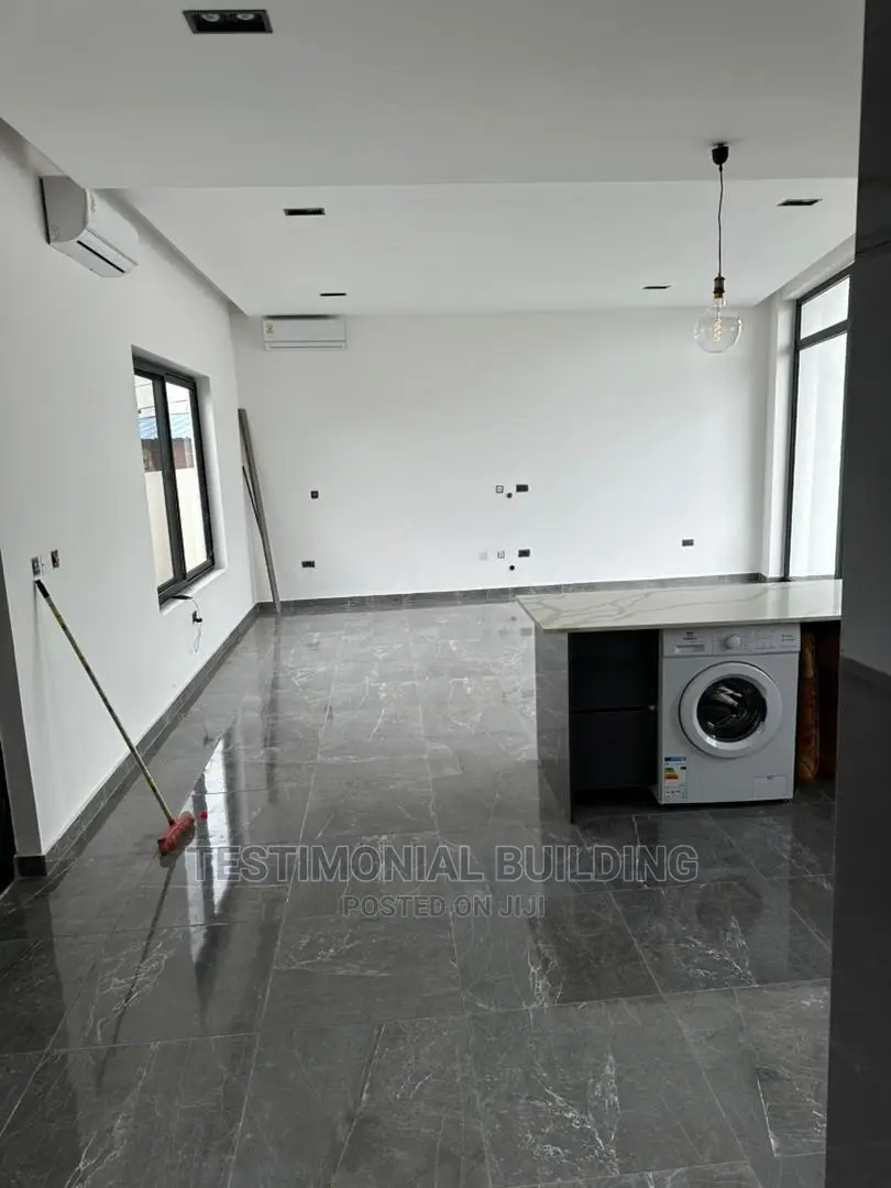 3bdrm House in Testimonial Building, East Legon for Sale