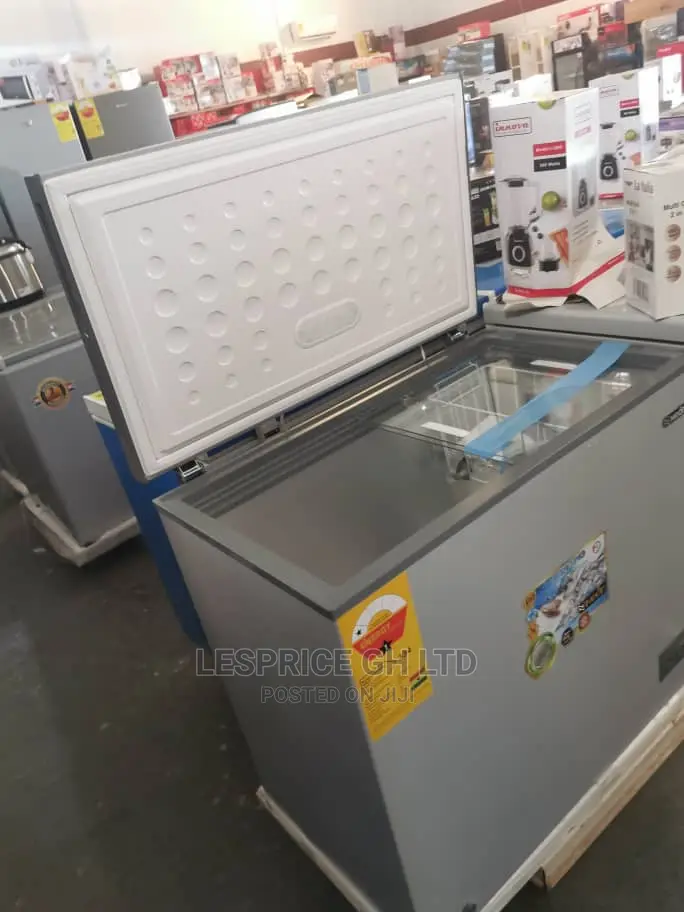 Neon Chest Freezer 200L