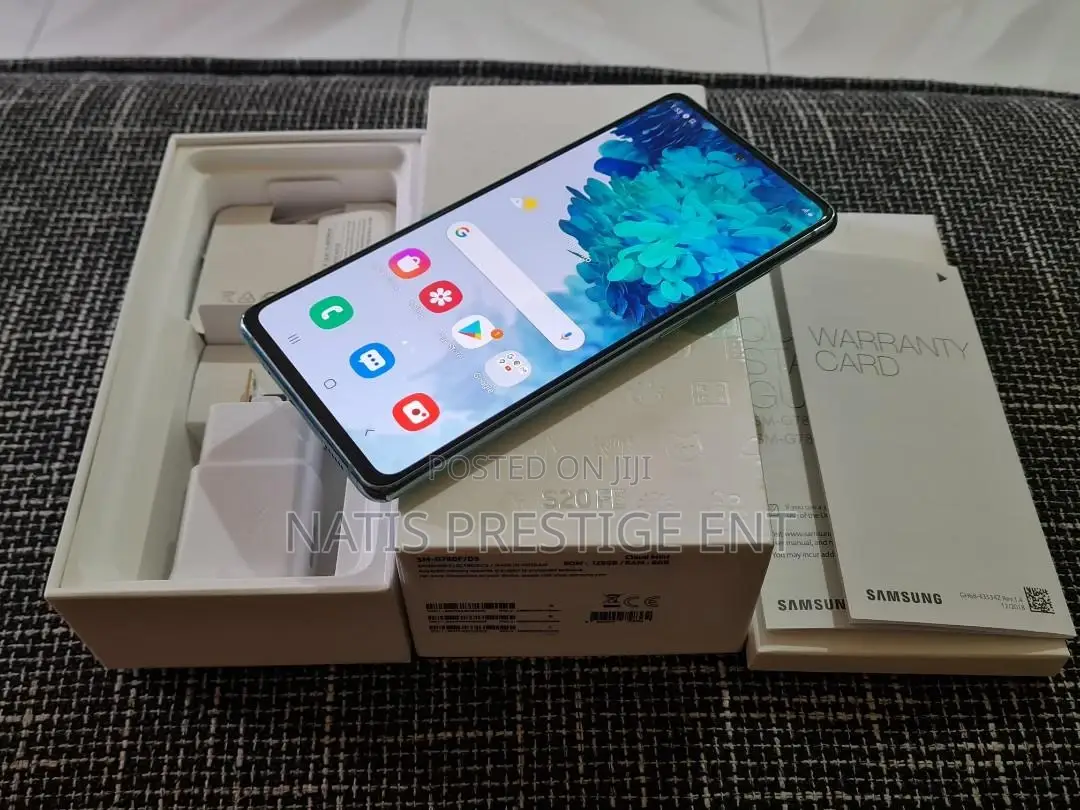 New Samsung Galaxy S20 FE 128 GB Black