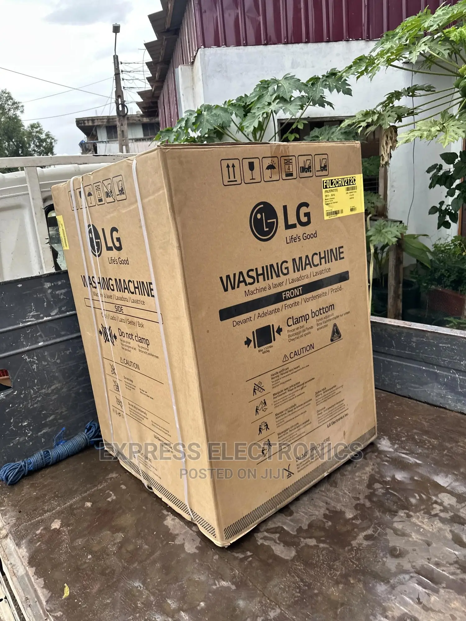 LG 17/10 Kg Washer Dryer F0L2CRV2T2C Hand Wash Effects