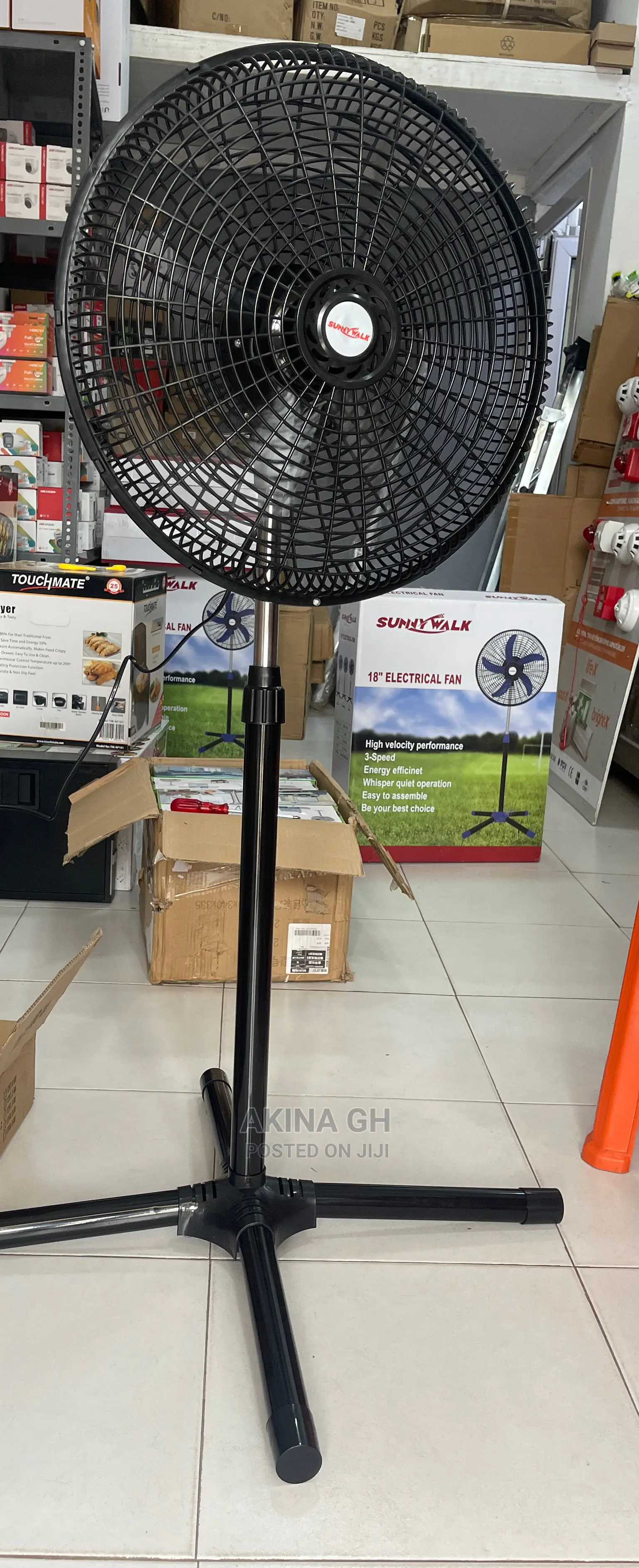 Sunny Walk 18” Standing Fan
