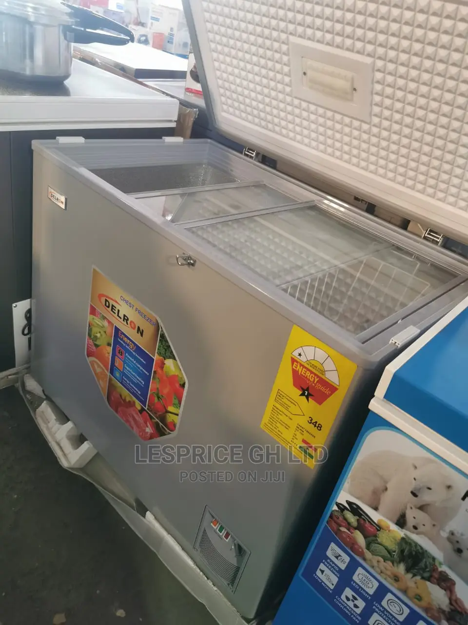 Wonderful Delron Chest Freezer 258L