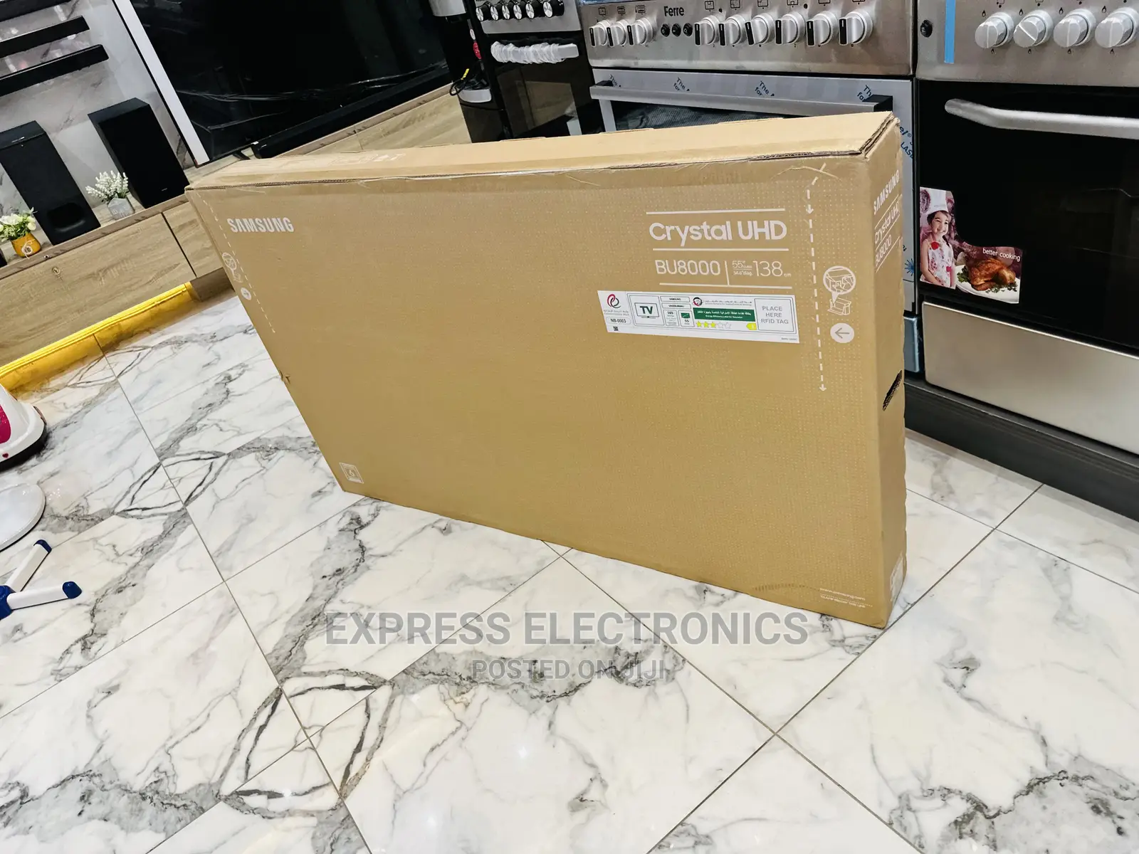 Samsung Dynamic Crystal Color UHD 55”Bu8000 Smart Tv