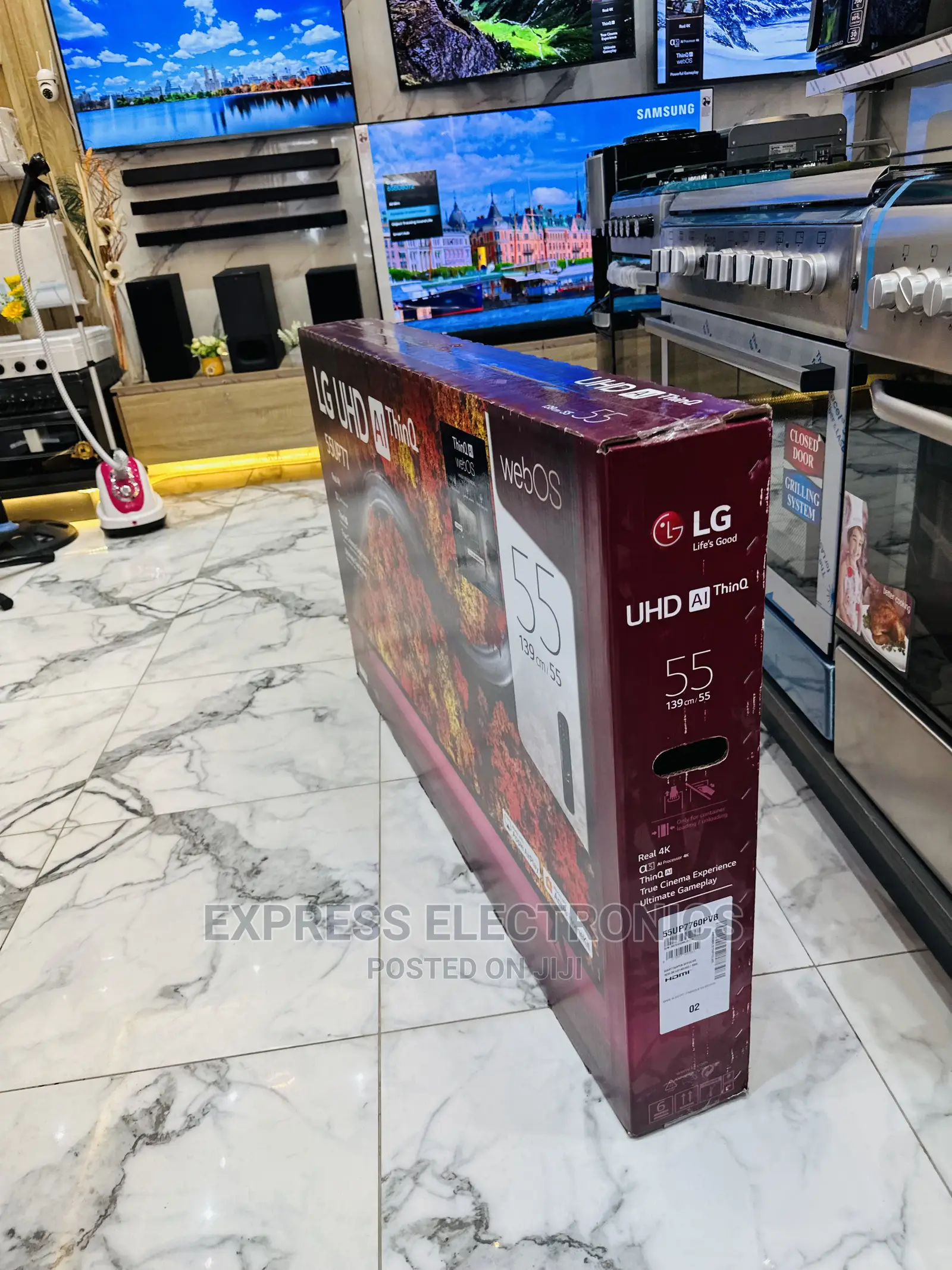 Dynamic Range Color UHD Smart LG UP77 55” Tv
