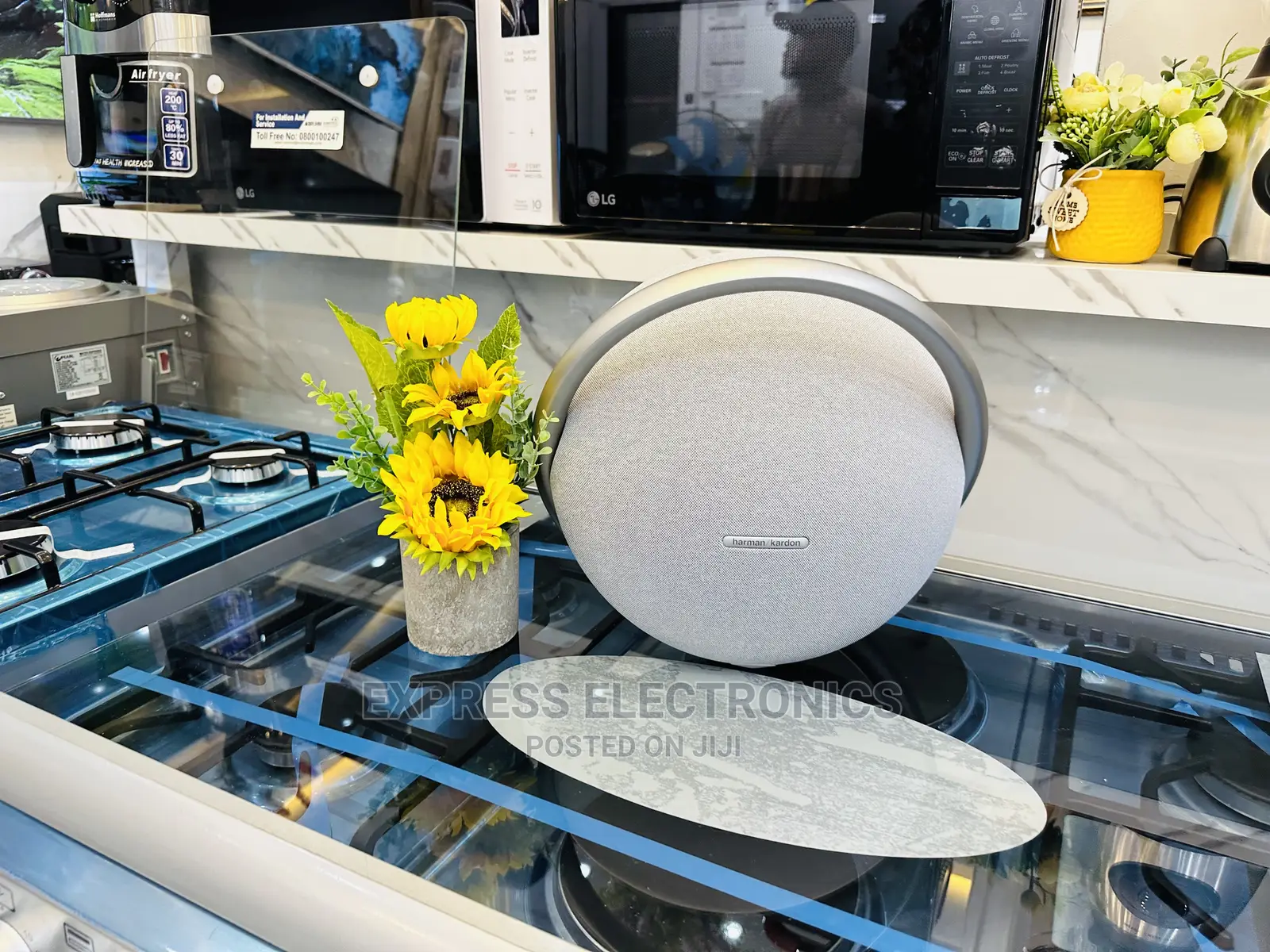 Wireless Pair Two Onyx Studio 8 Speaker