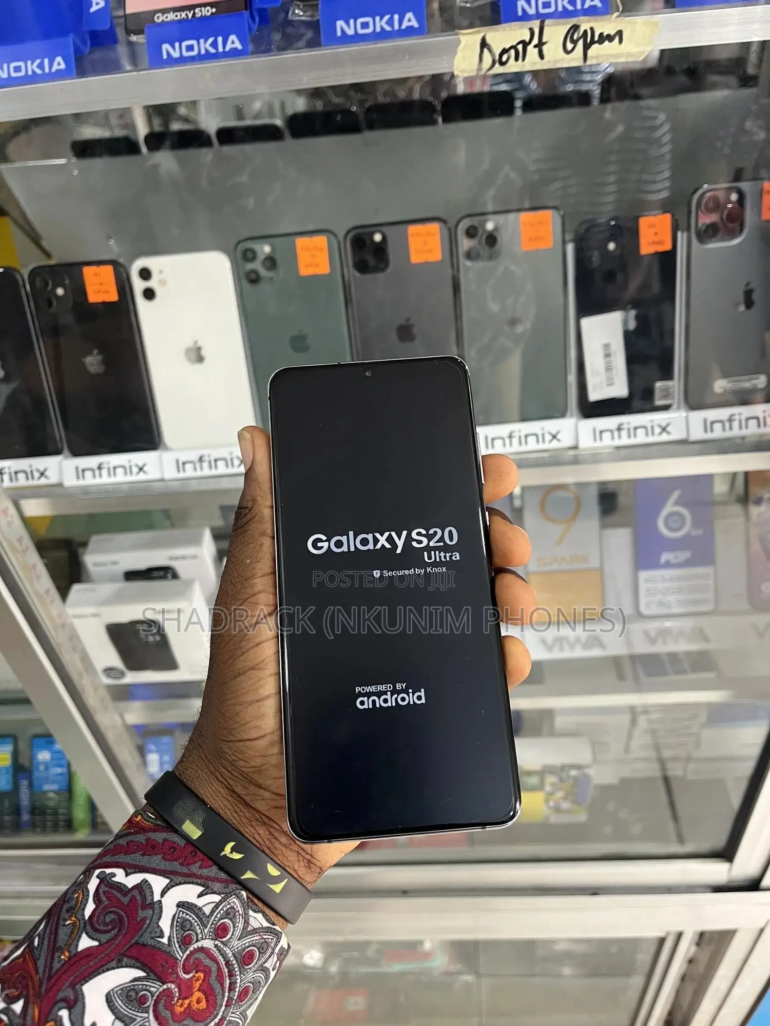 New Samsung Galaxy S20 Ultra 5G 128 GB Black
