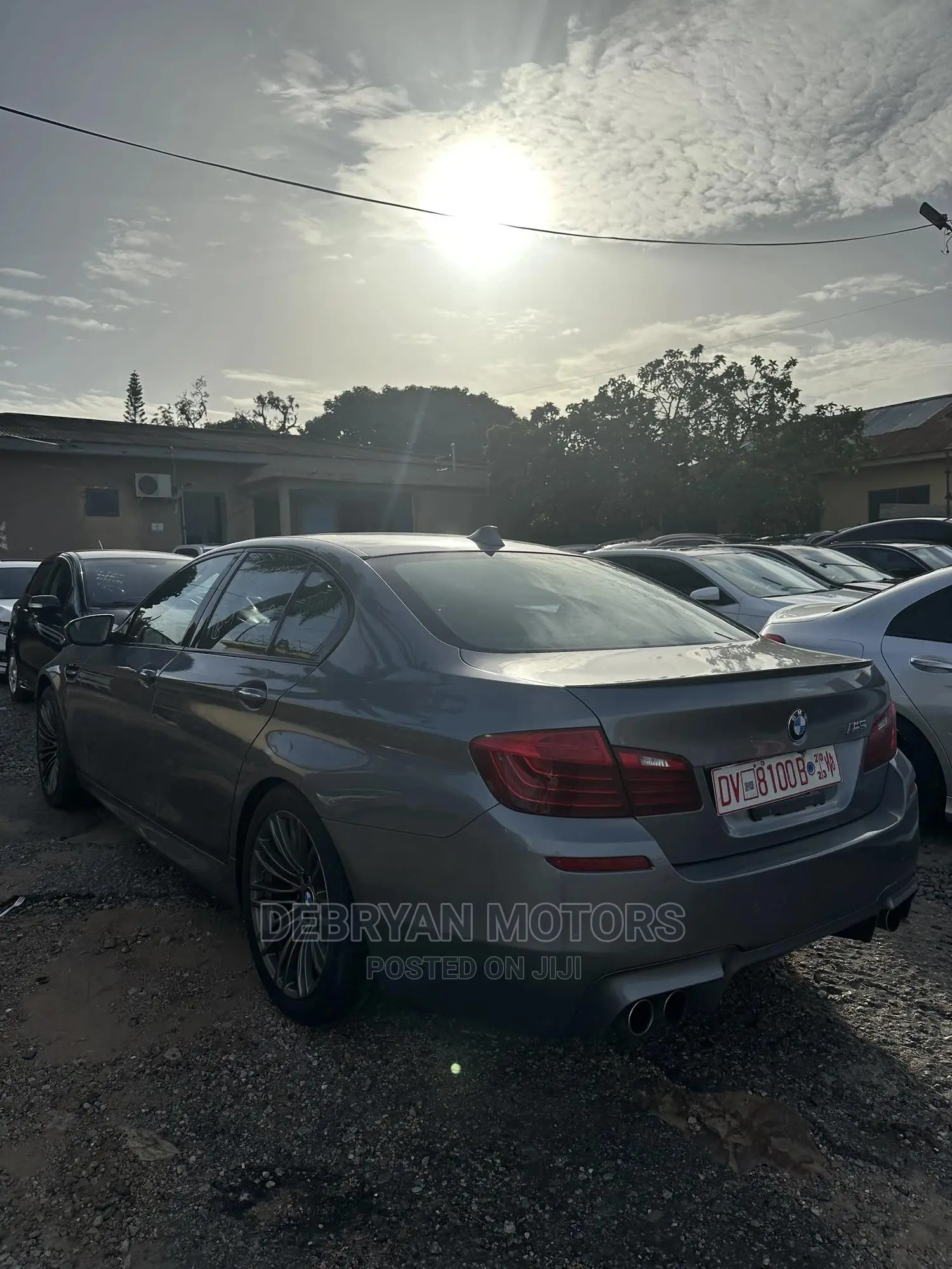 BMW M5 Base RWD 2016 Gray
