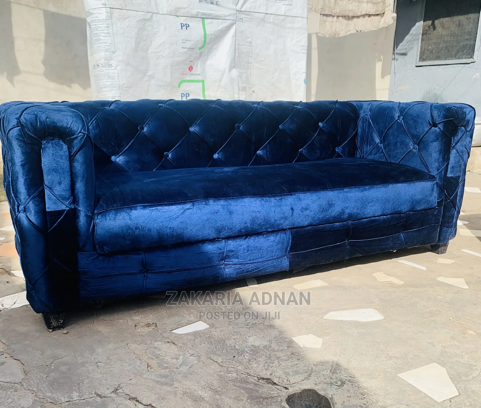3 Seats Couch