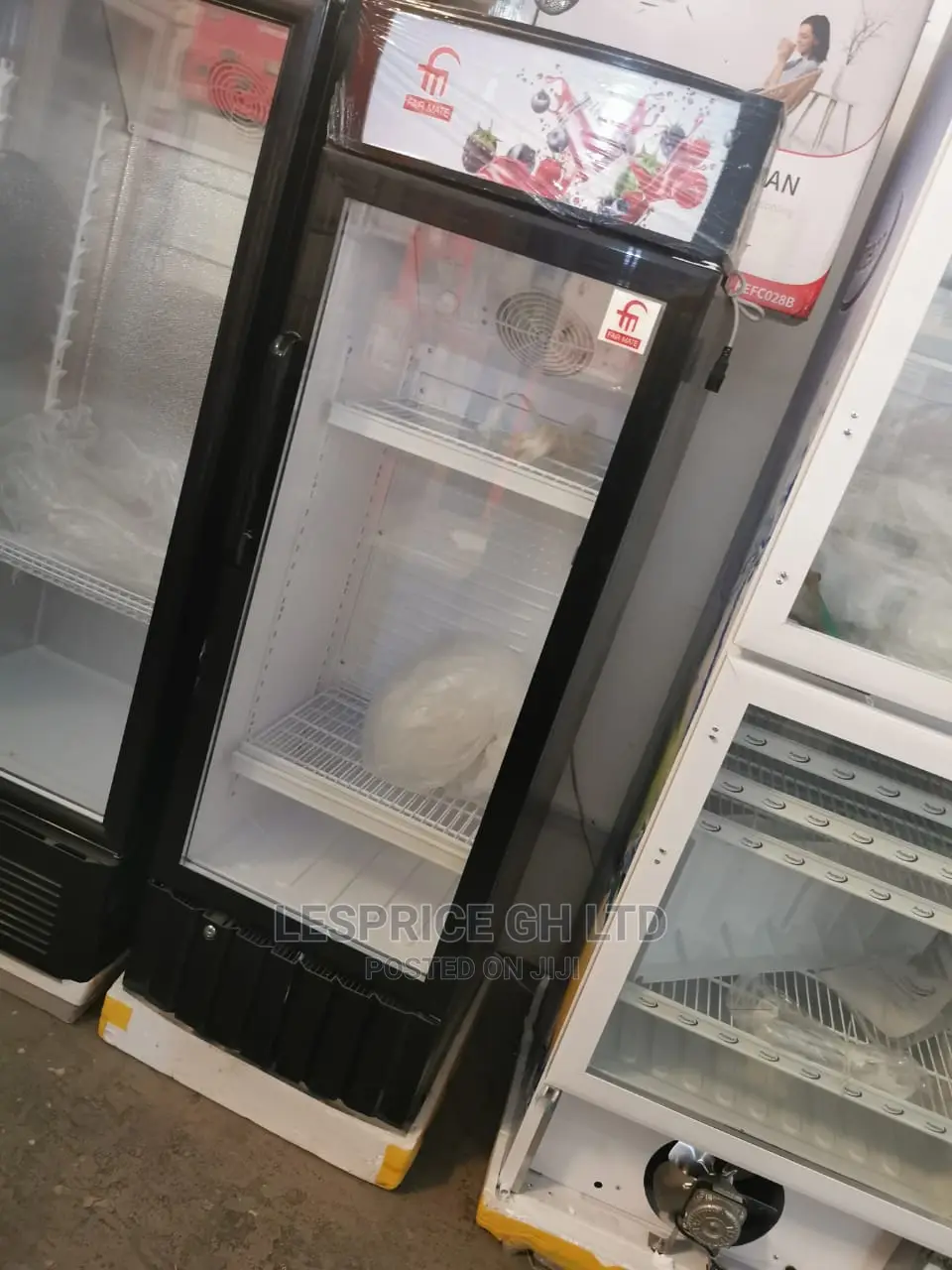 Excellent Fairmate Display Fridge 190L