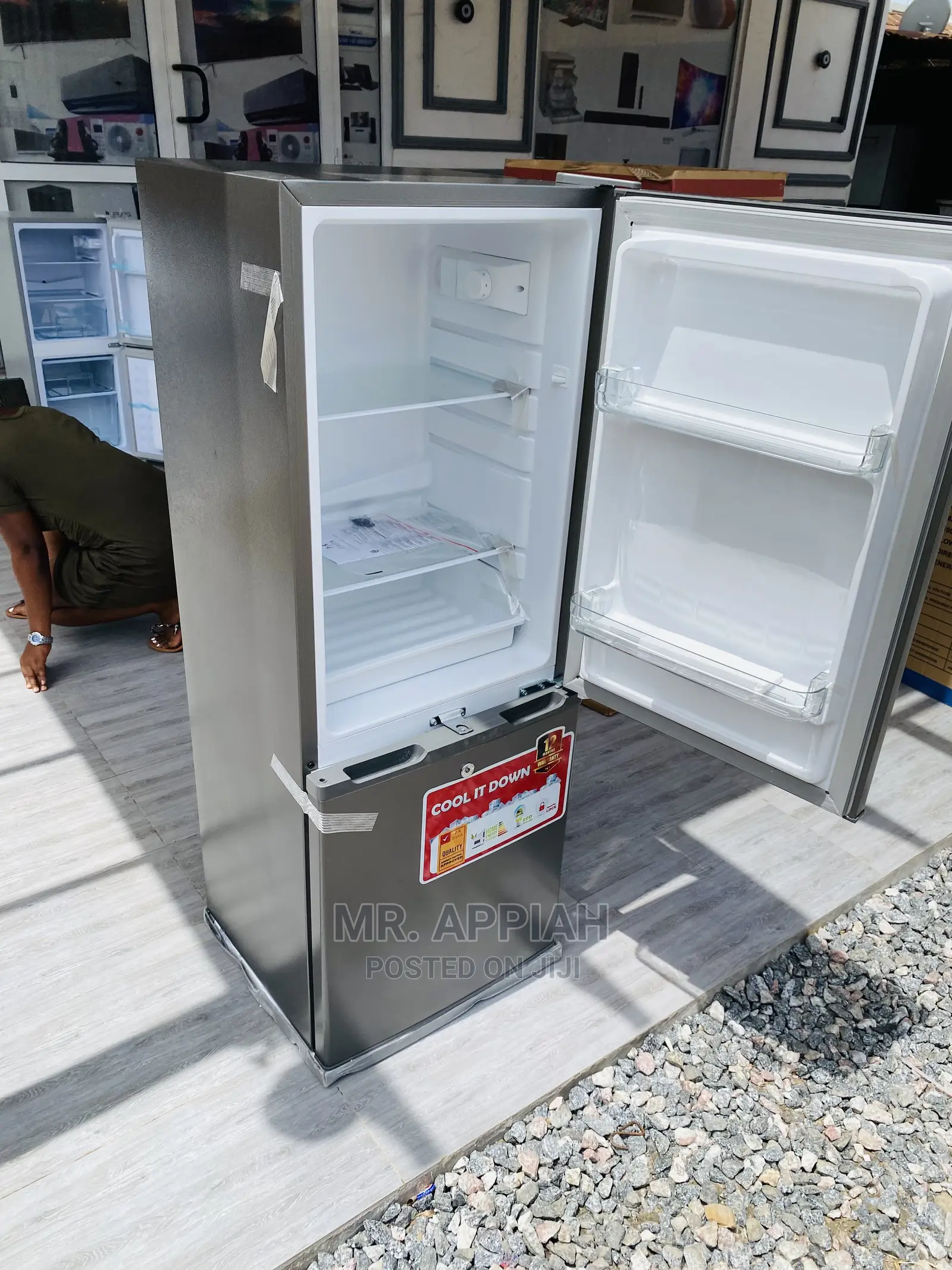 (180BF) Original Zara Bottom Freezer Refrigerator on Sale 