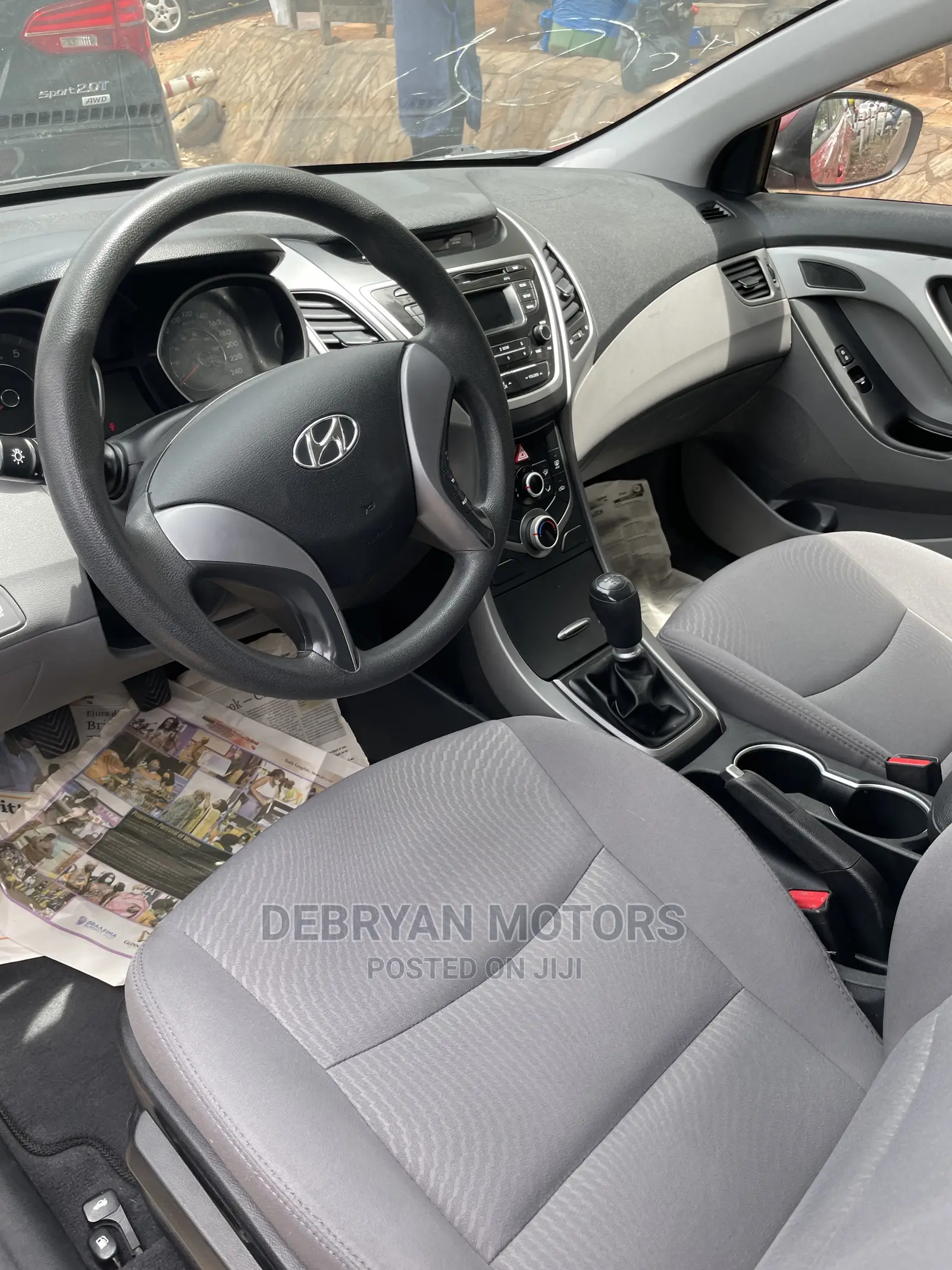 Hyundai Elantra 2016 Red