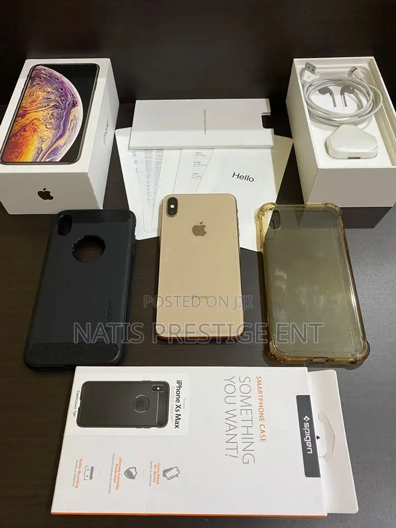 New Apple iPhone XS Max 64 GB Black