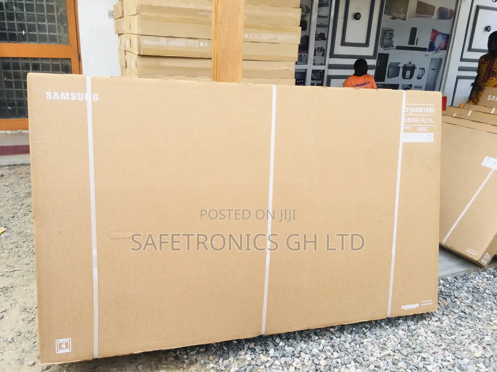 LED 85” BU80 Samsung Dynamic Smart Crystal UHD Tv