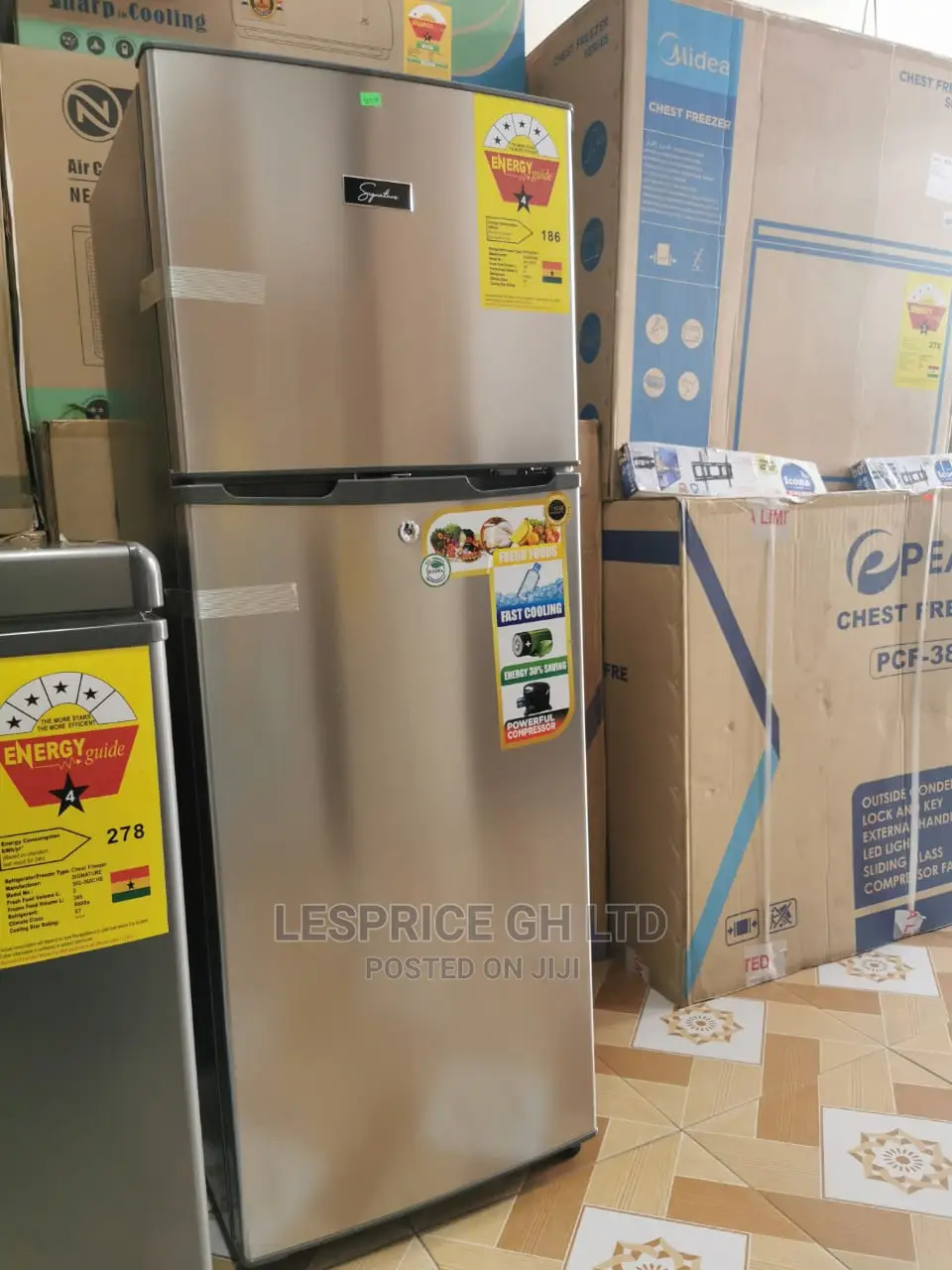 New in Stock Signature Refrigerator 138L