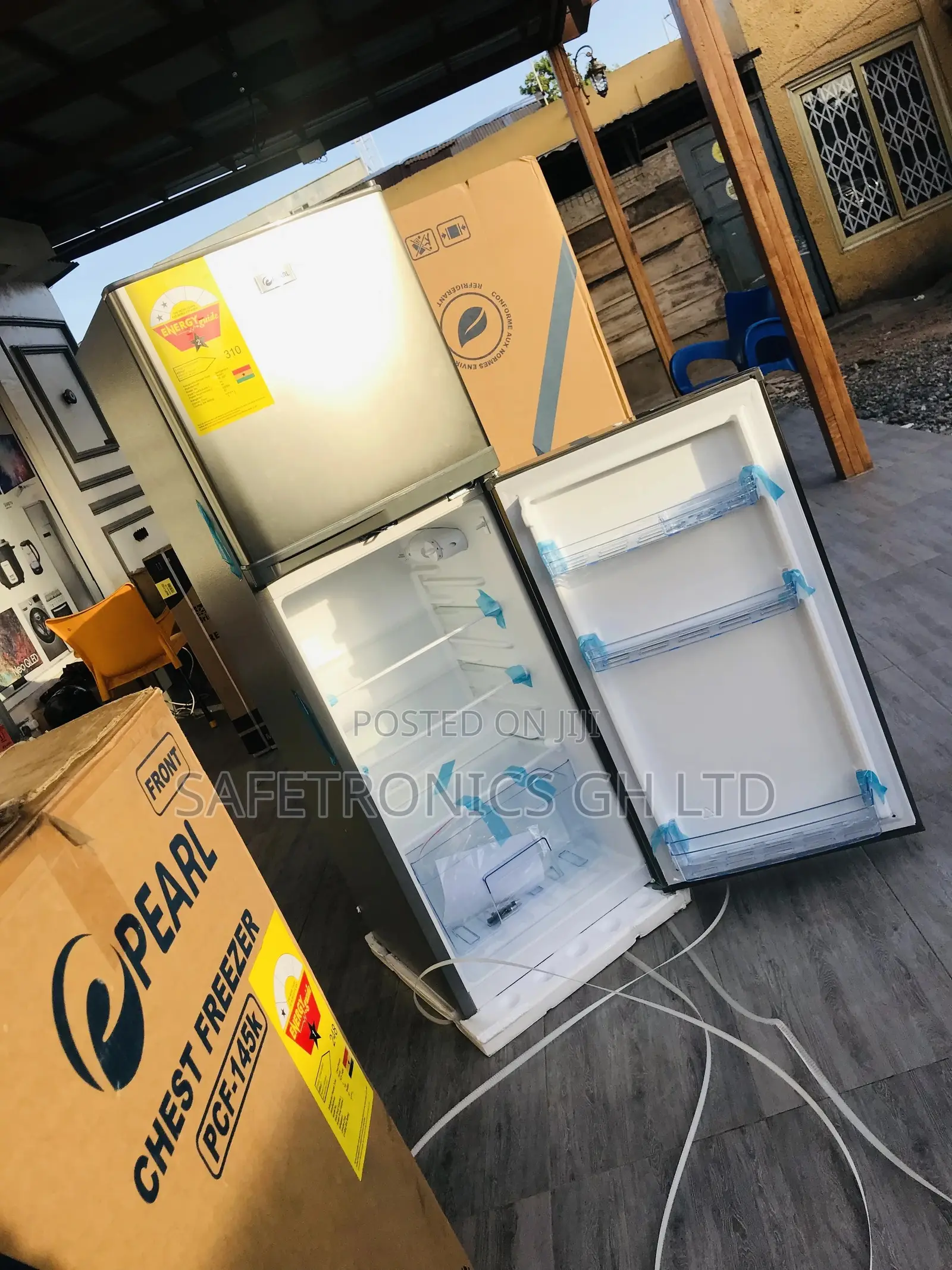138L Bottomfreezer Pearl Fridge PF-20T 