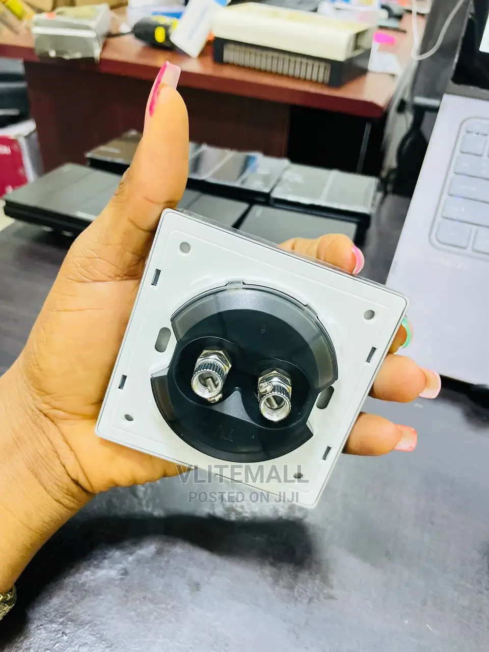 TV Satellite Socket (Black Glass)