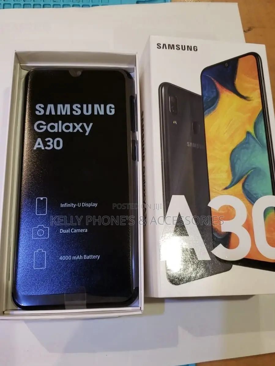 New Samsung Galaxy A30 64 GB Black