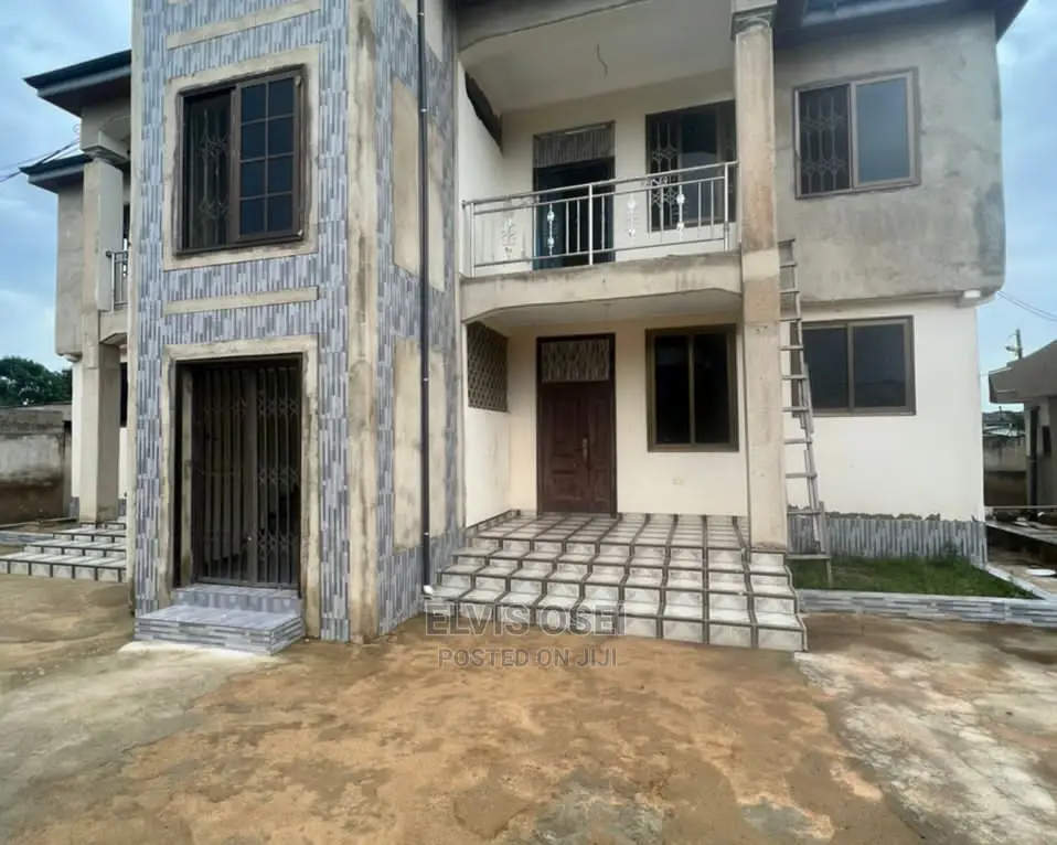 2bdrm Apartment in Awoshie for rent