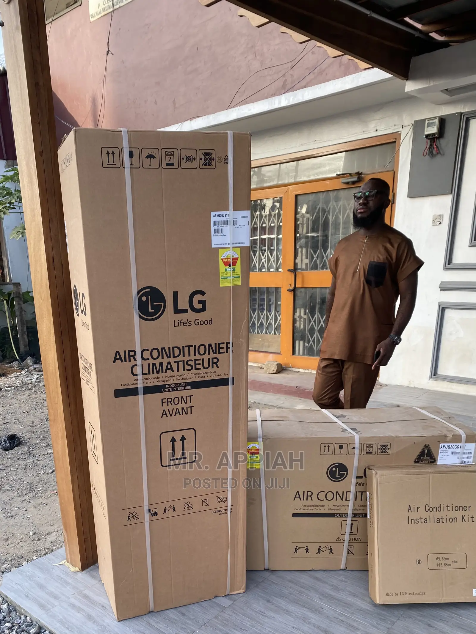 (Ap-Q30gs1k1)Original LG 3.0 Dual Inverter Air Conditioner.