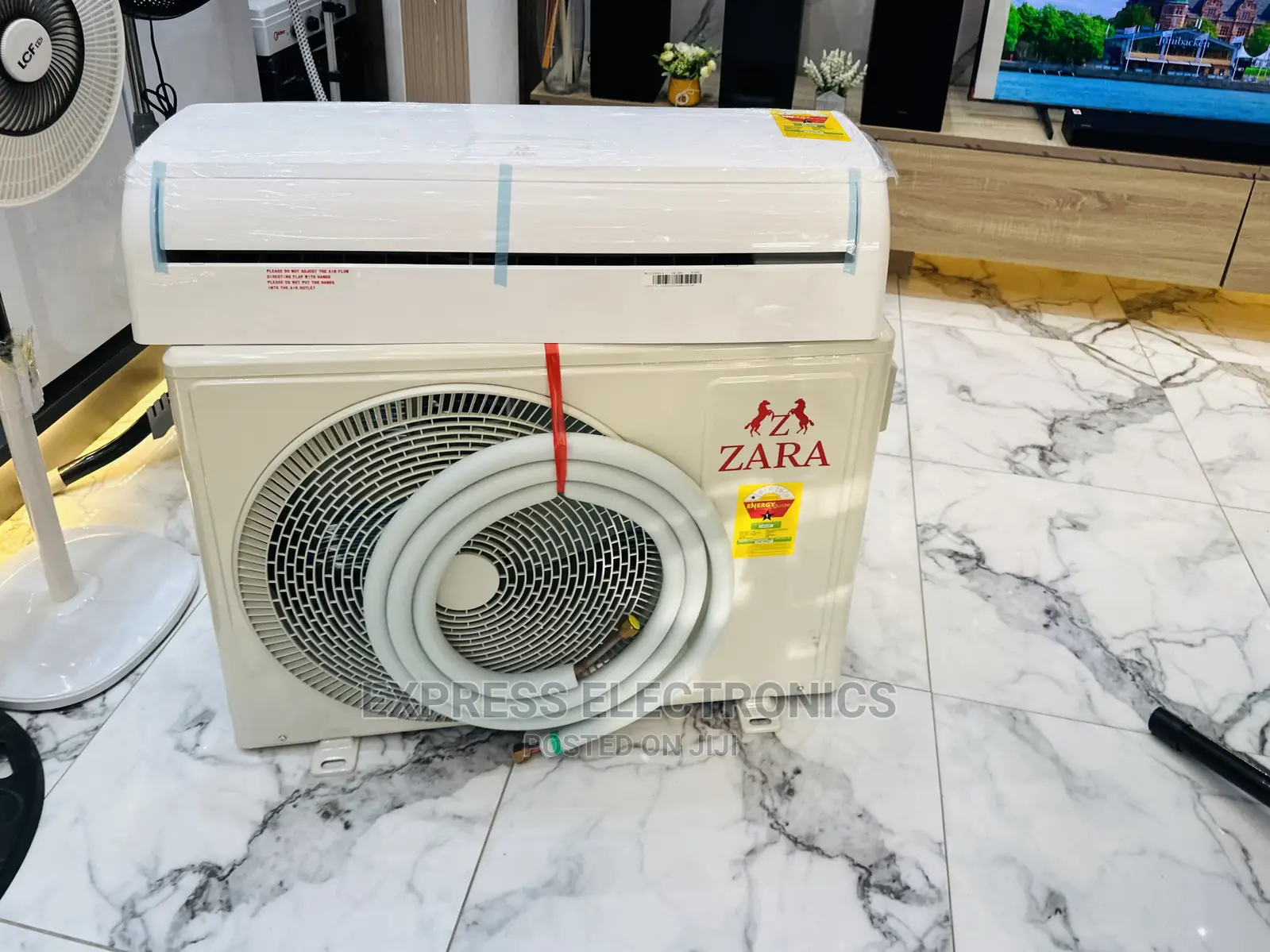 2.5hp Split Auto Blow Function R410 Gas Zara