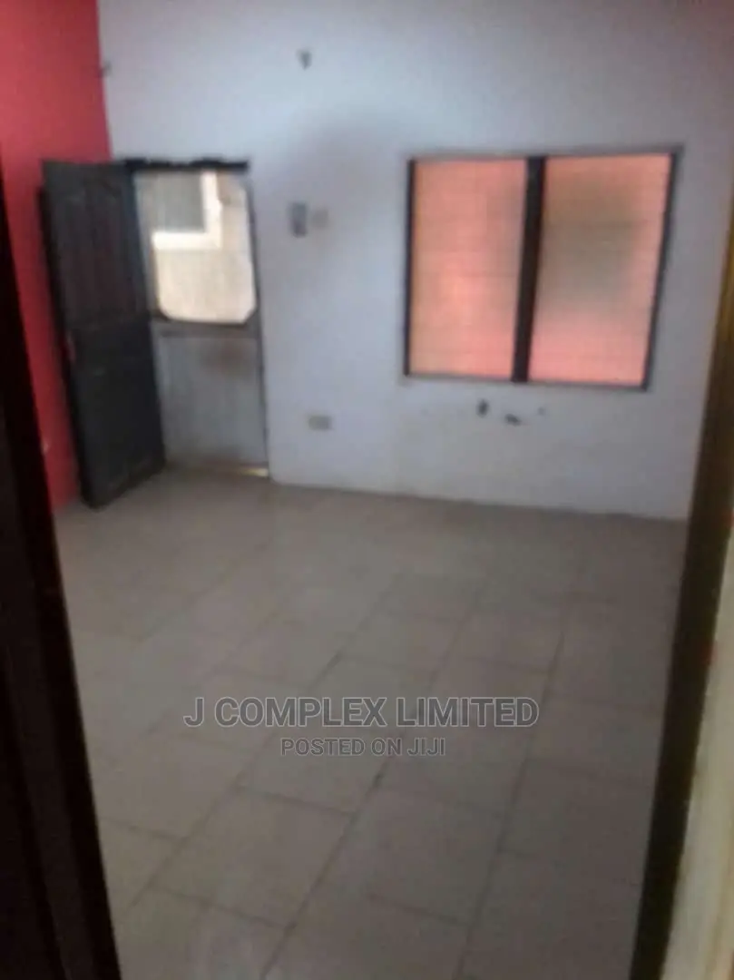 1bdrm Apartment in Osu Ako Adjei for rent