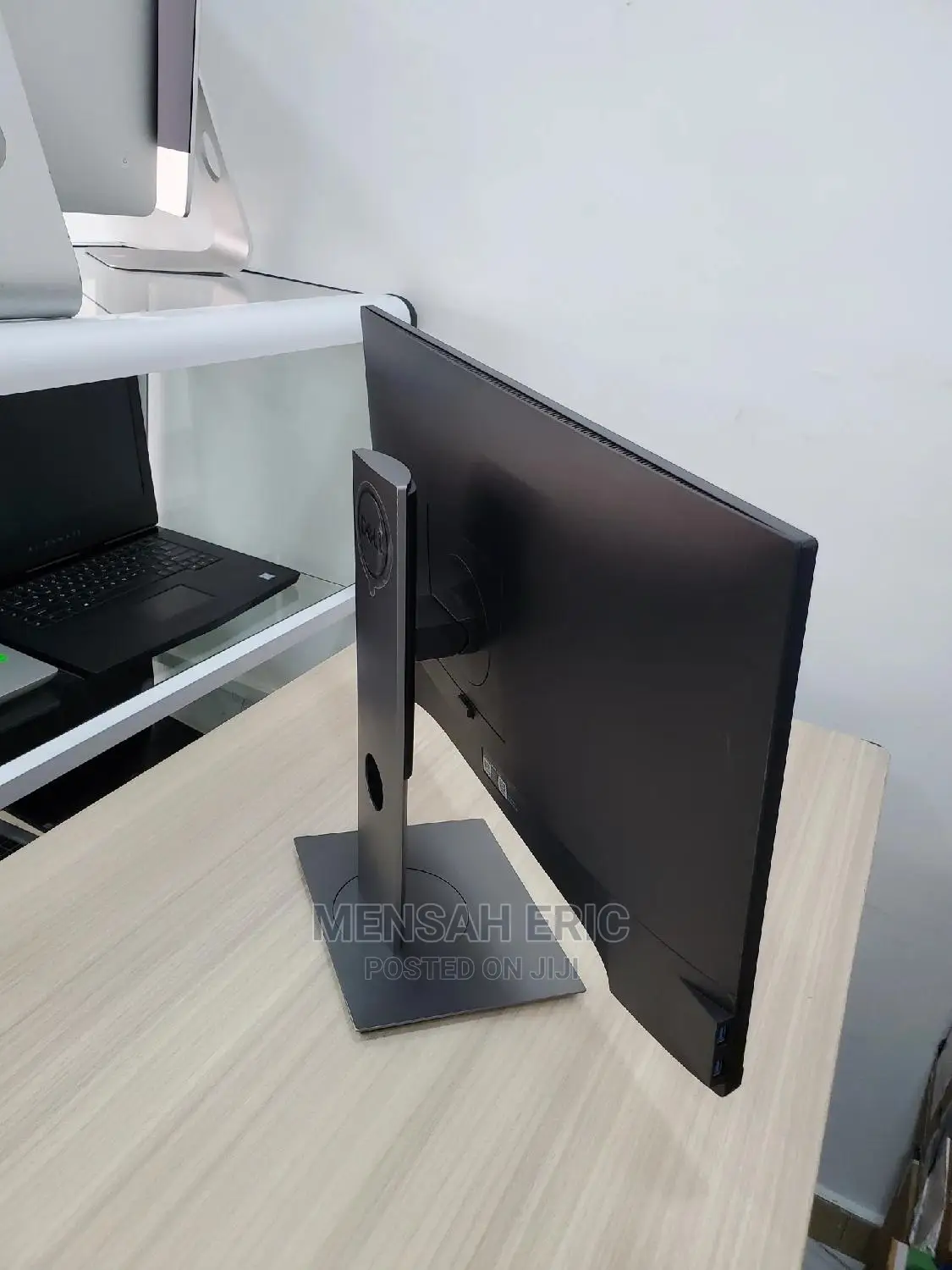 24"Inches Dell Edgeless Moniitor