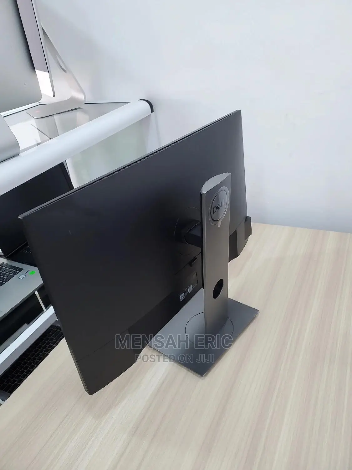 24"Inches Dell Edgeless Moniitor