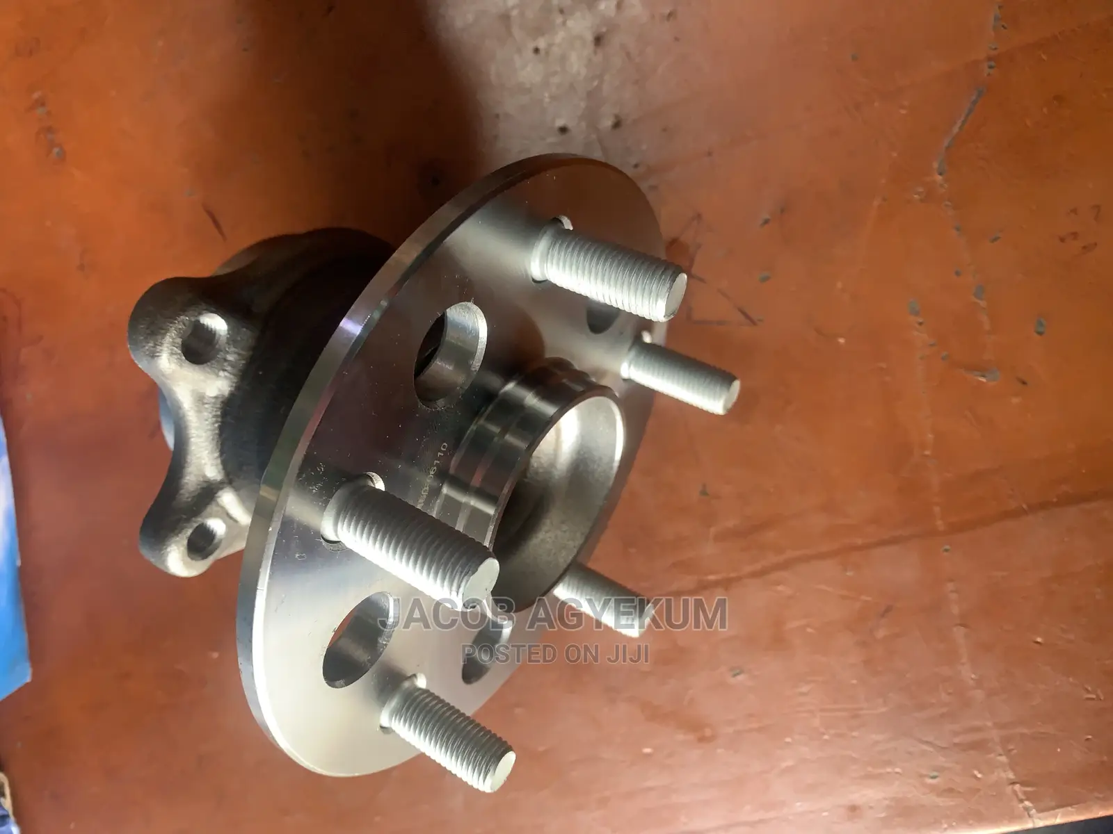 Toyota Camry Back Hubs 2012/2015
