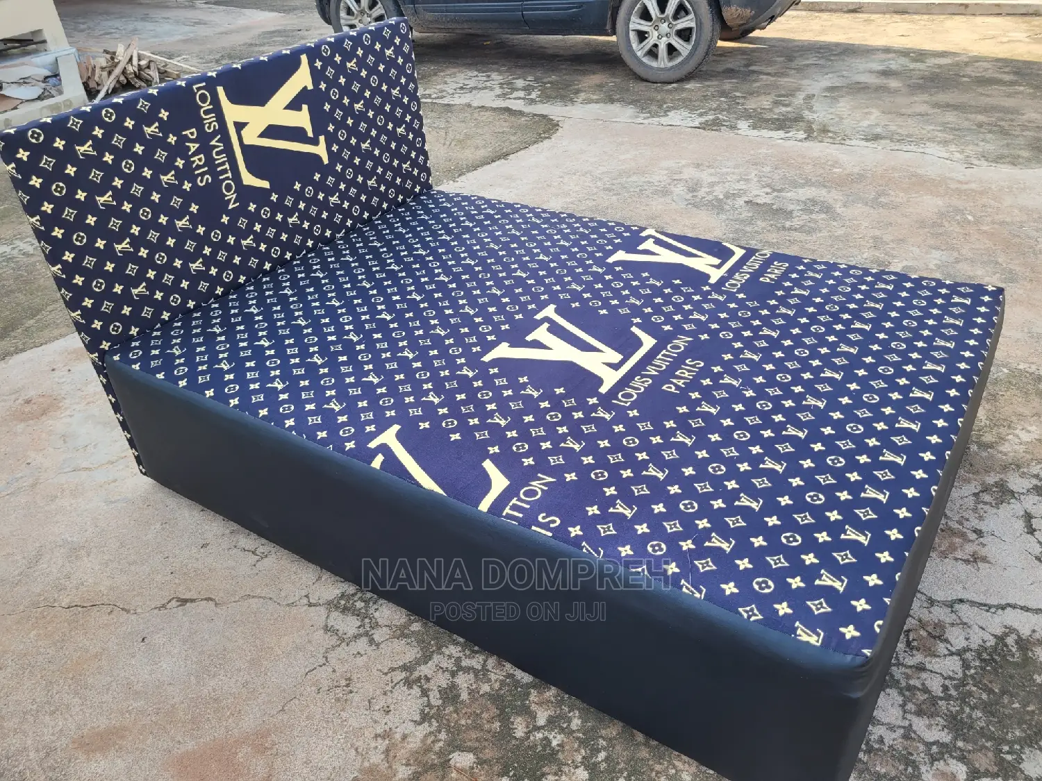 Inbuilt Double Bed
