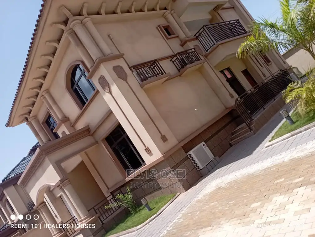 5bdrm House in Adjiringanor, East Legon for sale