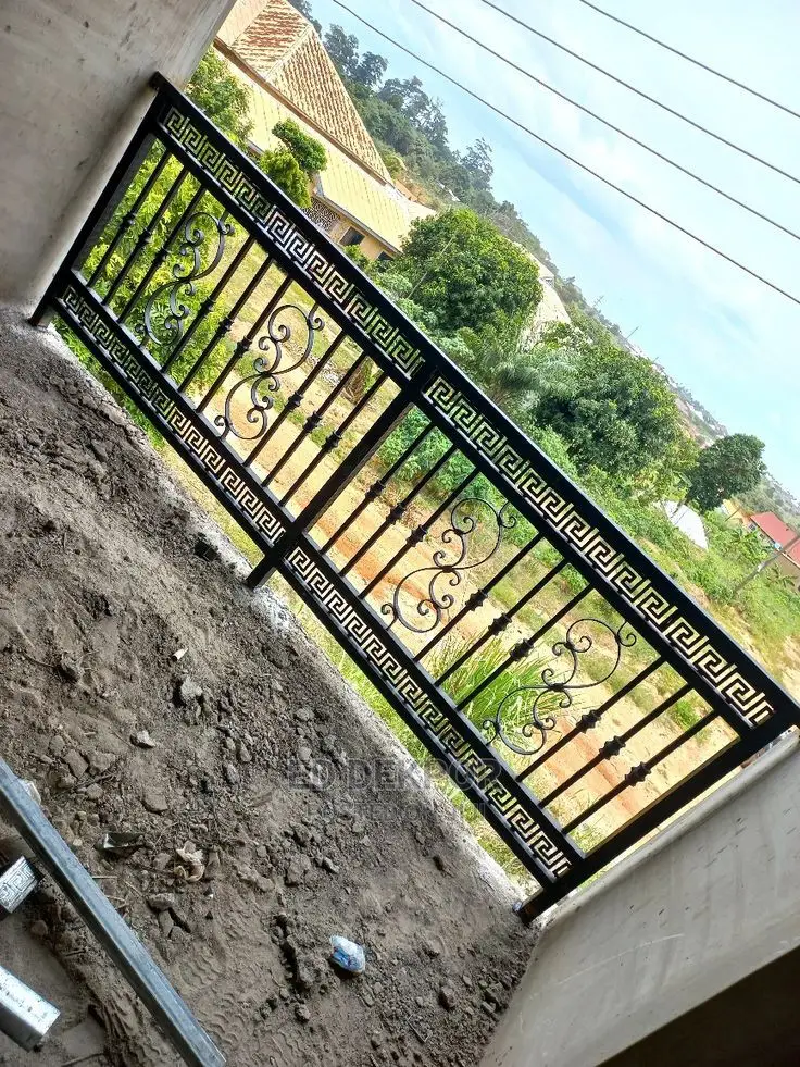 B Balcony Metal