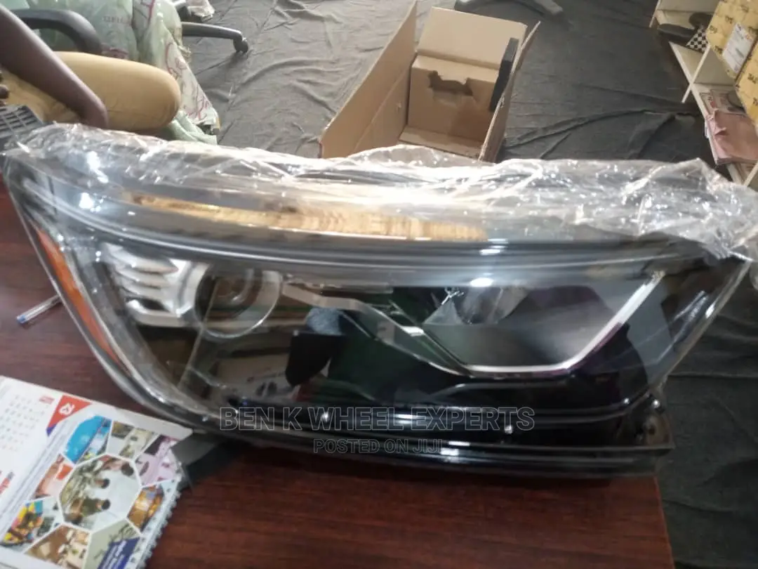 Honda Cr-v Headlight