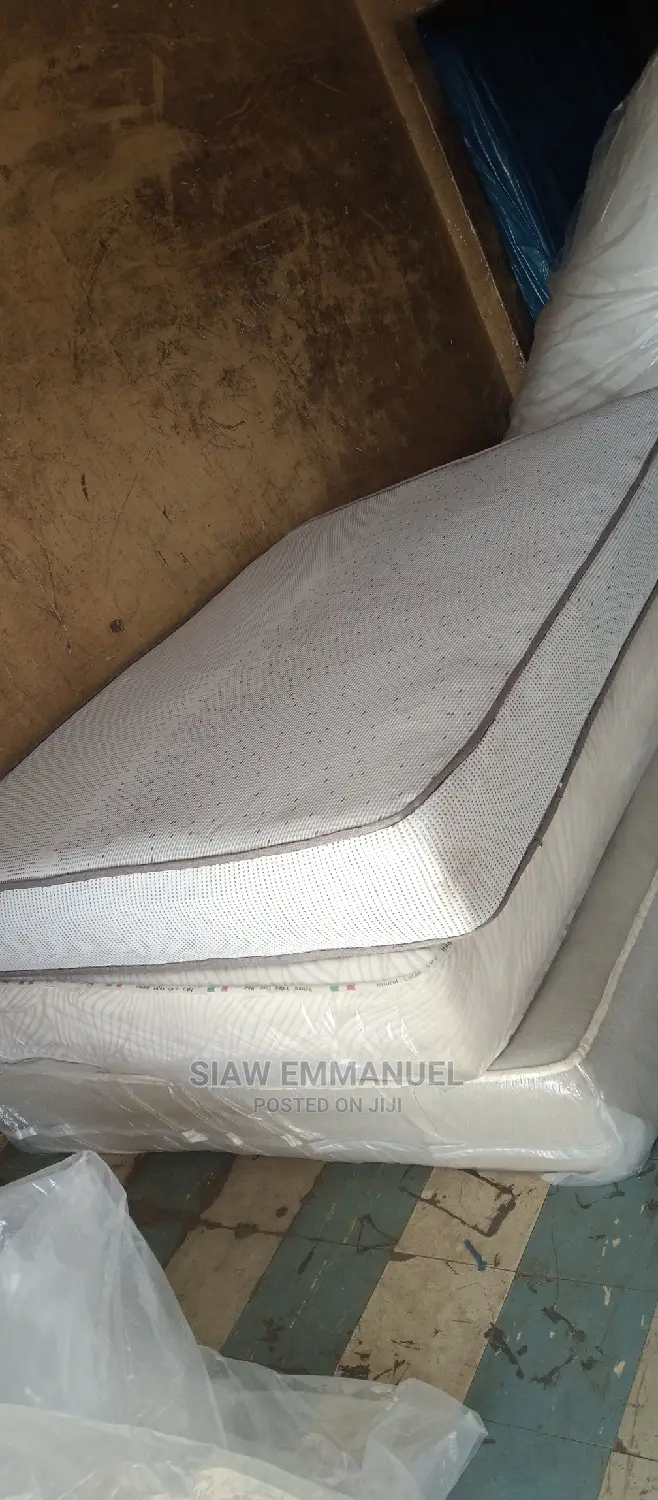 60/80 Queen Size Mattresses Going for Low Prices