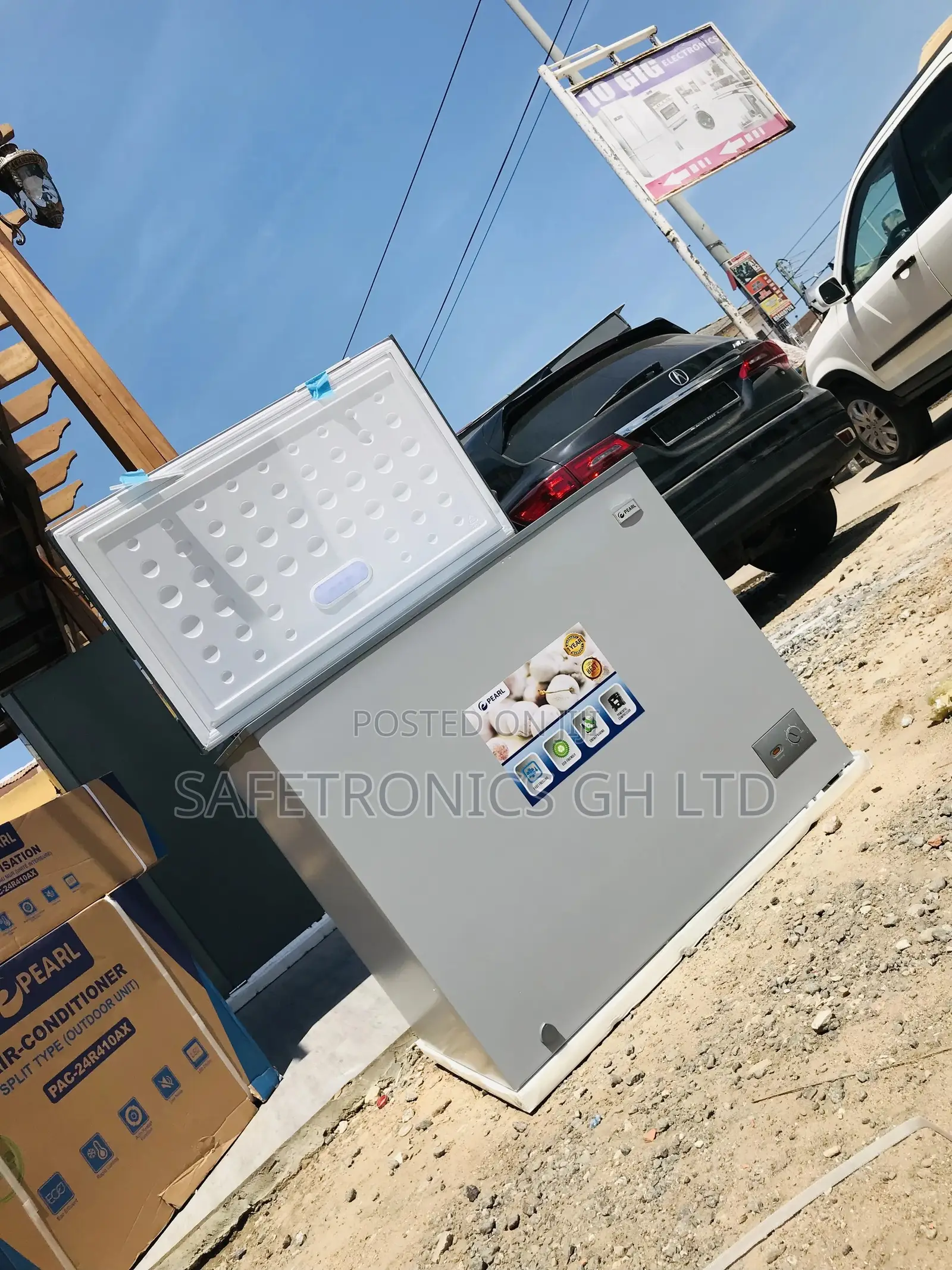 Pearl 251 Liters Eco-Friendly Chest Freezer PCF-290 
