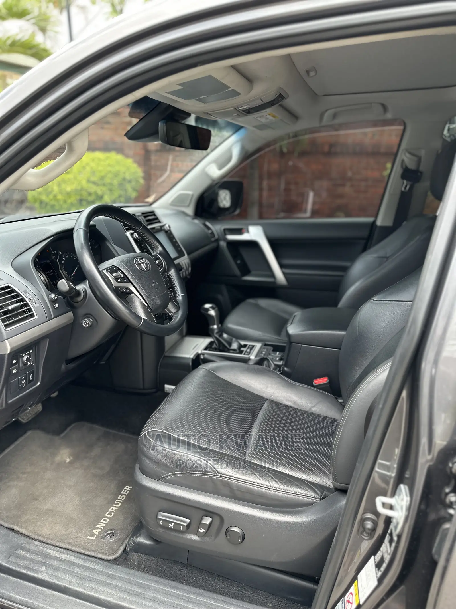 Toyota Land Cruiser Prado 2.7 2017 Gray