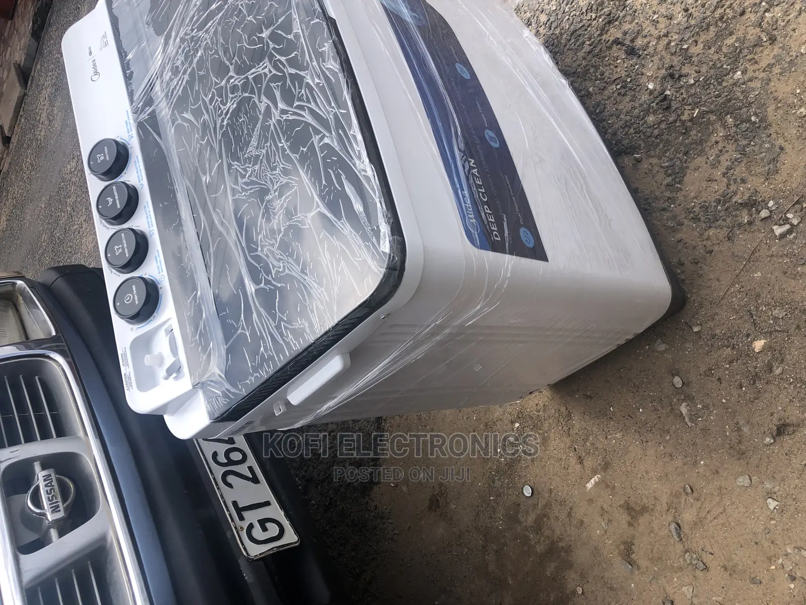 White Body Color Midea 12kg Twin Tub Washing Machine