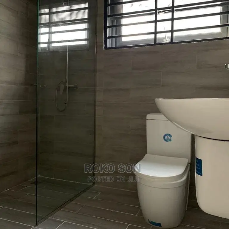 3bdrm Duplex in Dr Roko, Adenta for sale