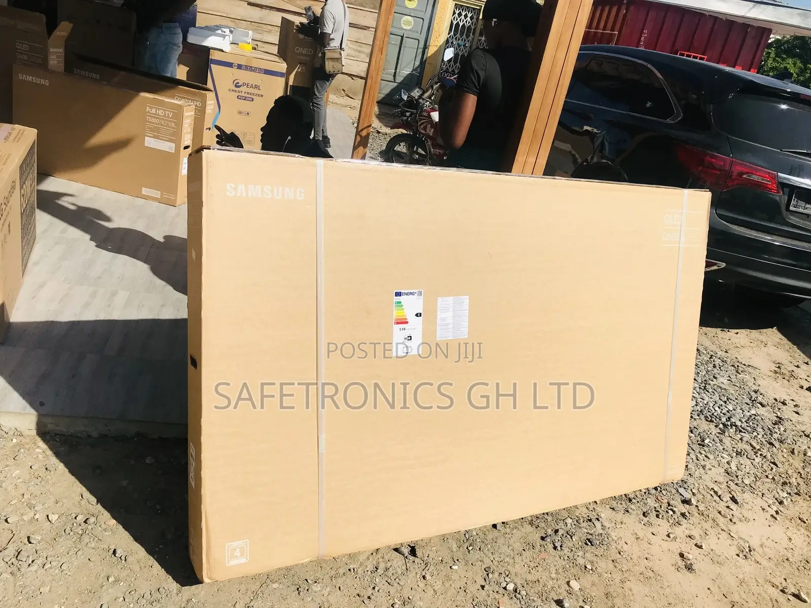 75 Inches Ultra QLED Q60B Samsung Glossy