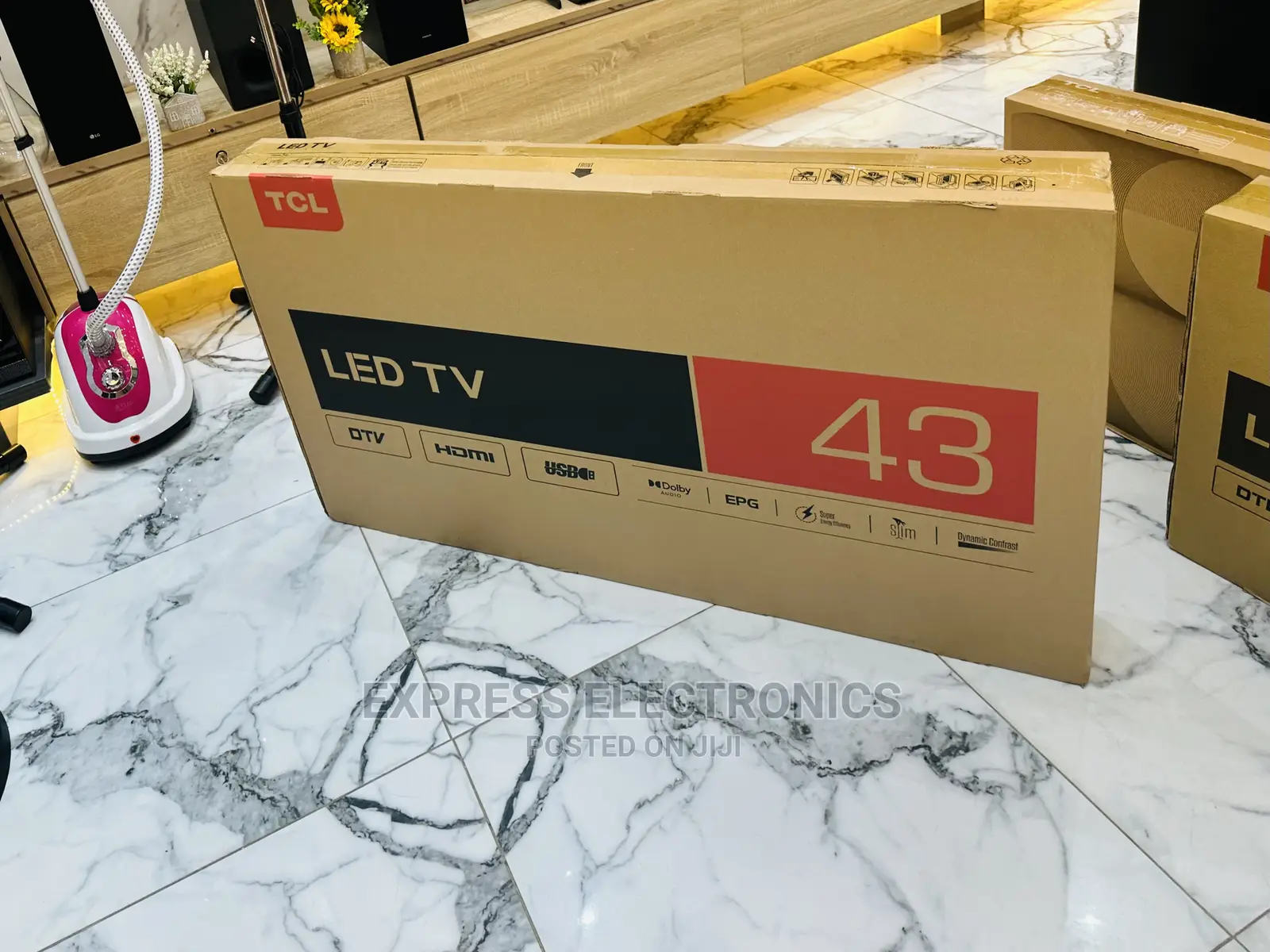 Digital Satellite  Pure FHD Clear TCL 43”D3200 Tv
