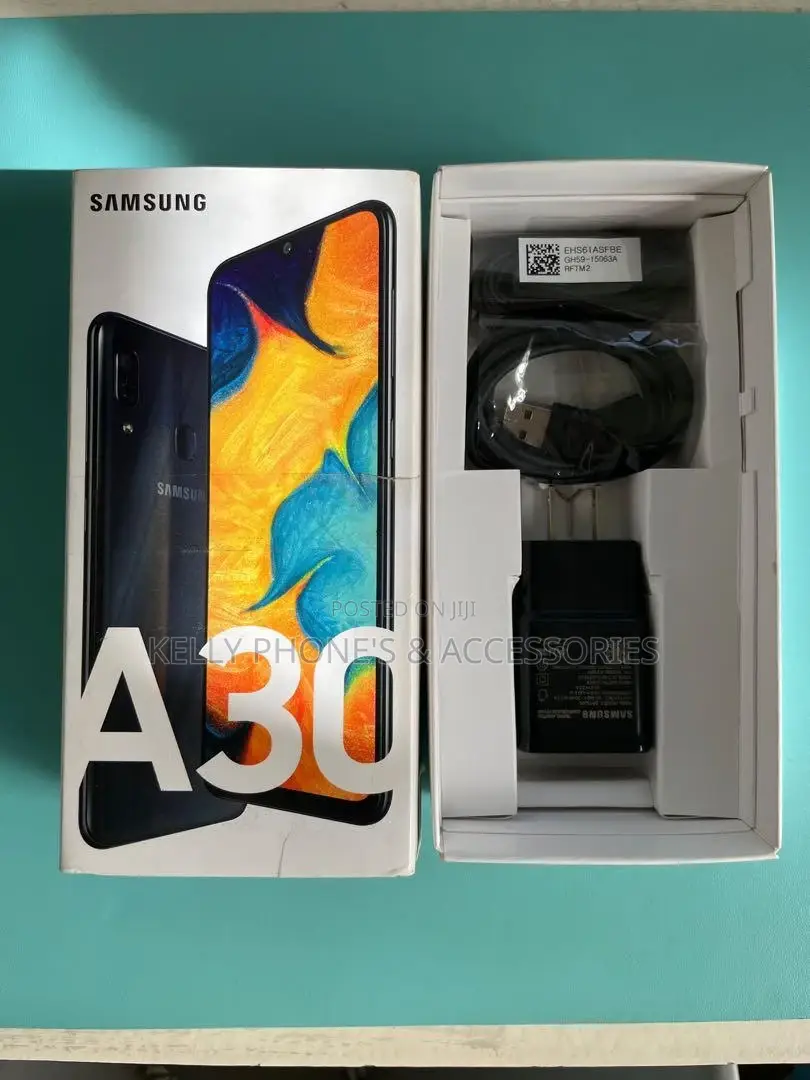 New Samsung Galaxy A30 64 GB Black