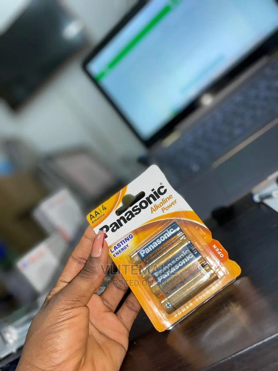 Panasonic Alkaline Power AA Batteries 4 Pack (4 Piece)