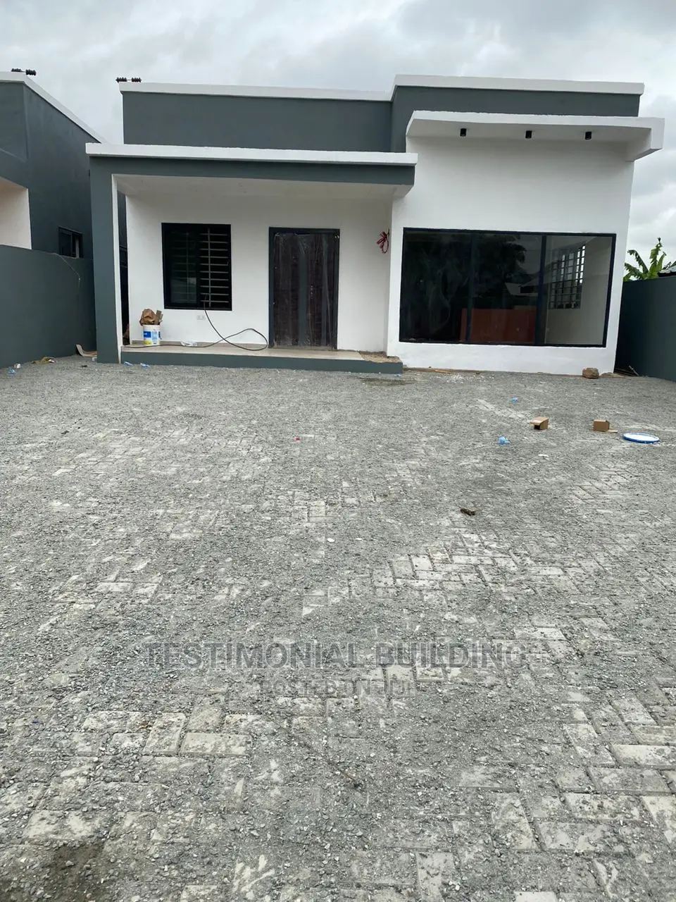 3bdrm House in Testimonial Building, Lake Side Estate for sale