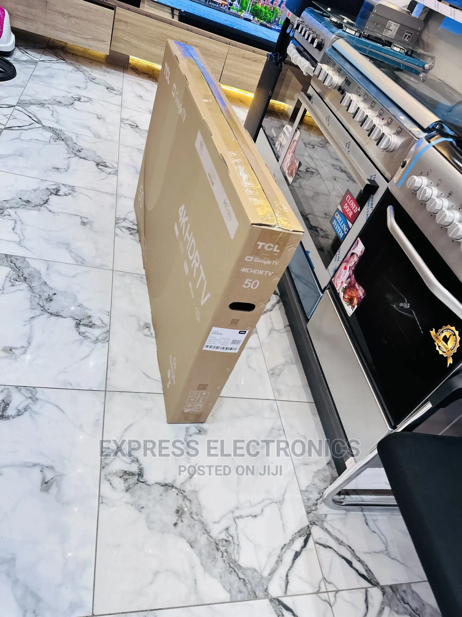 Quantum Sleek Display UHD Smart TCL P635 50 “ Tv