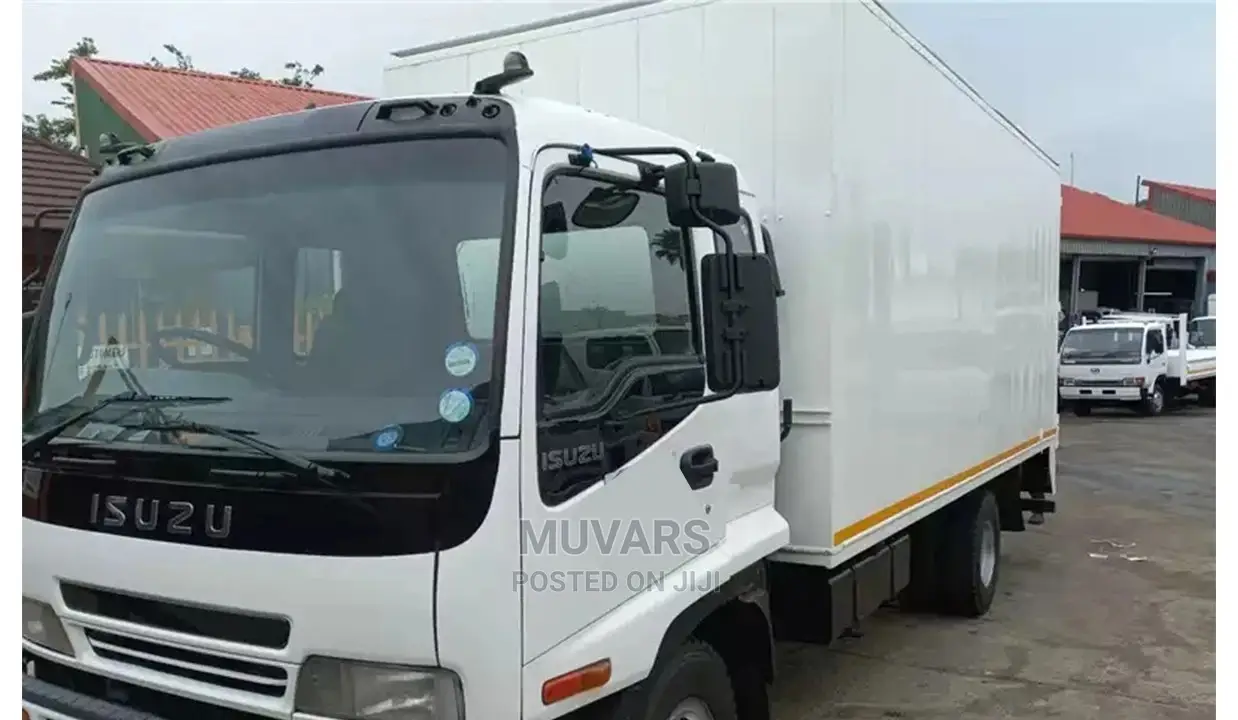Cargo Truck for Rent for Logistics Movement