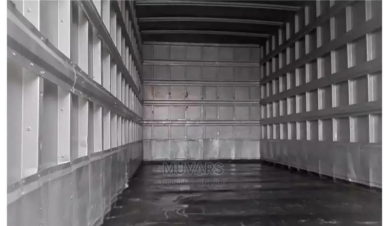 Cargo Truck for Rent for Logistics Movement