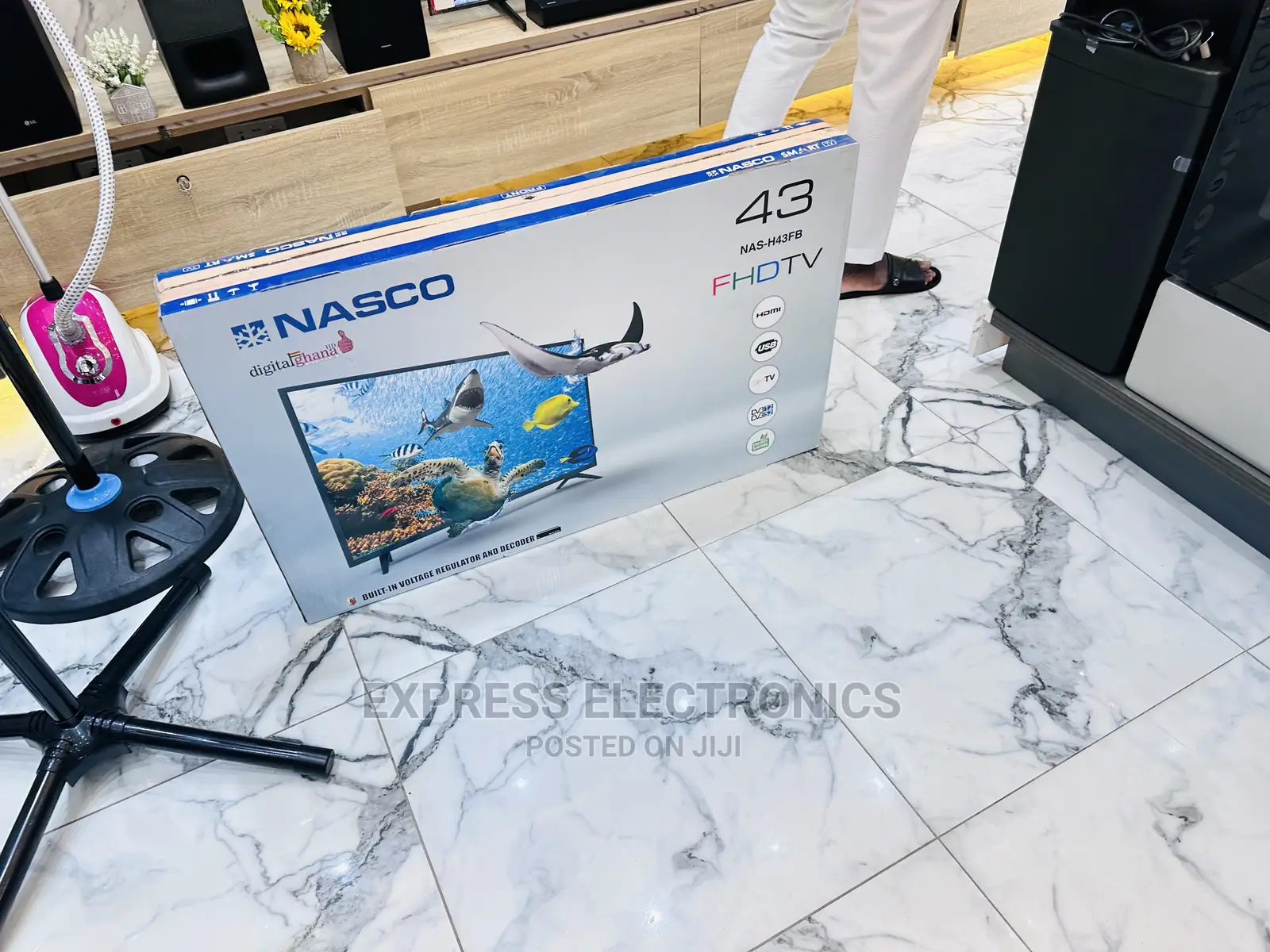 Wide Range of Colors FHD Digital Satellite Nasco 43”