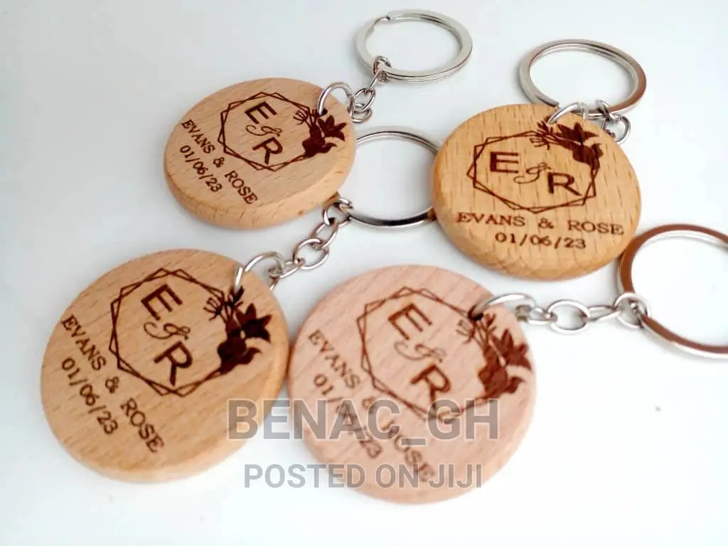 Souvenirs Wooden Keyholder (Free Branding)