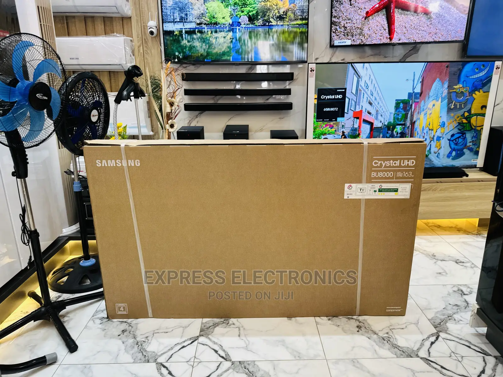 Samsung Realistic Shades and Hues UHD Smart 65”Bu8072 Tv